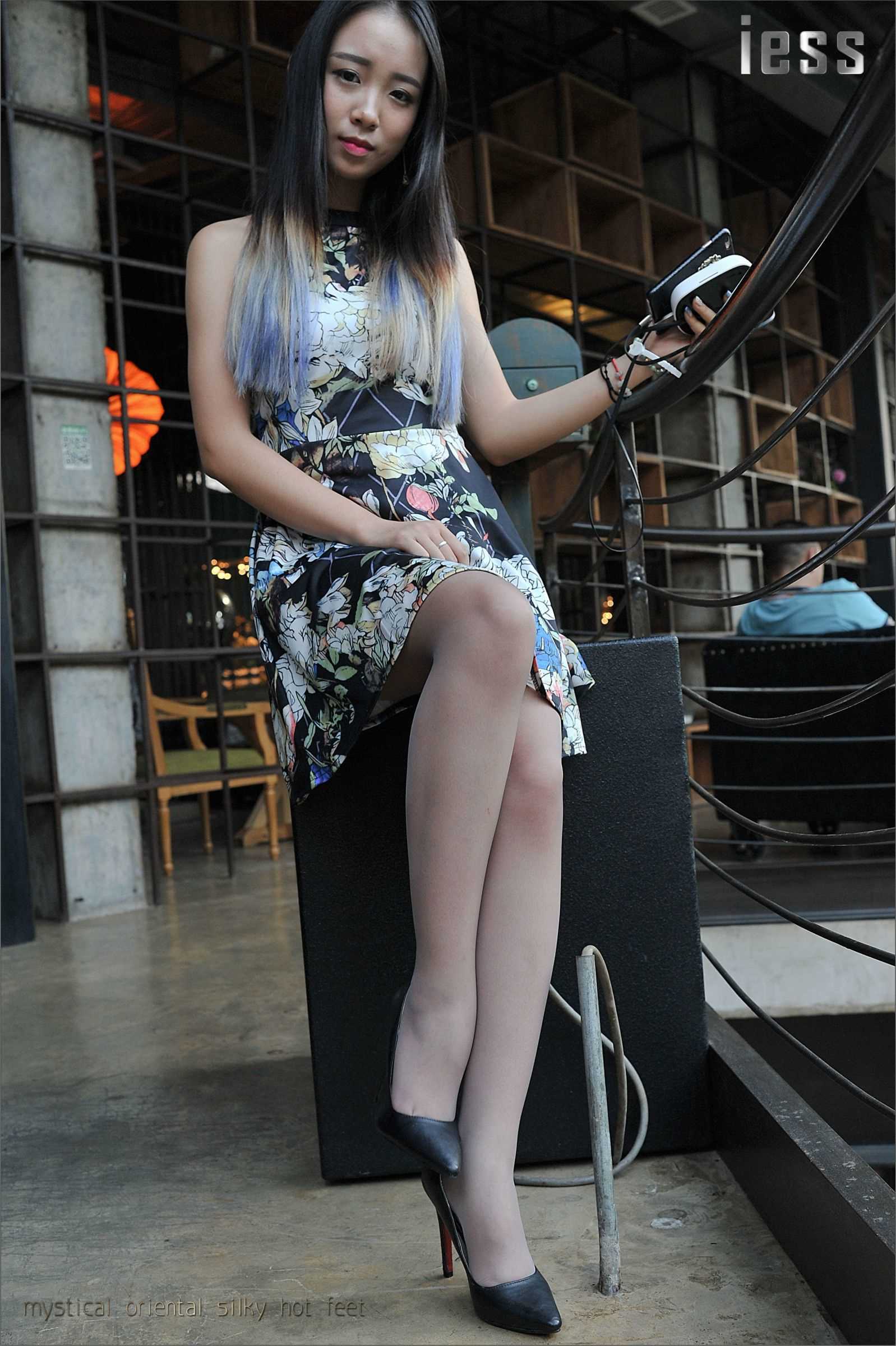 China Beauty Legs and feet 116