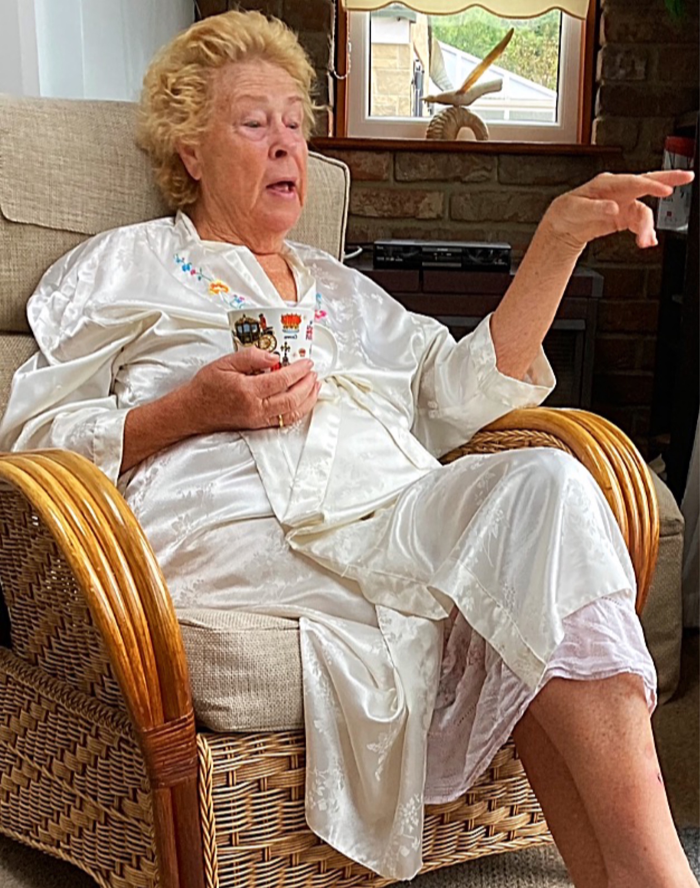 Cathy Cock Sucking Big Sexy Arse Slut Granny Shiny Satin