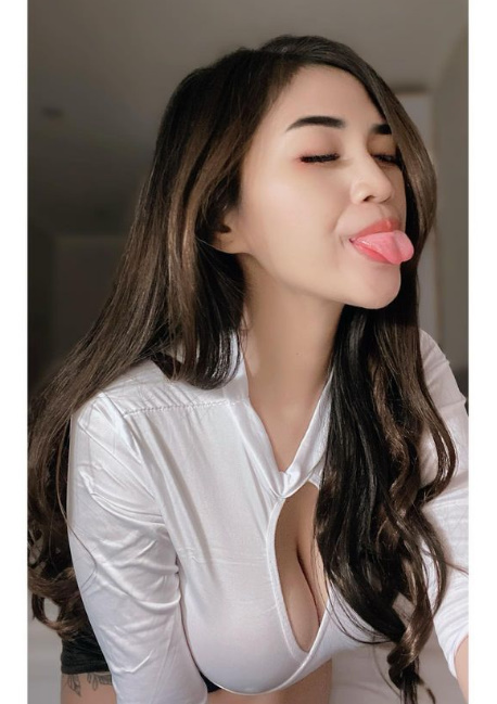 Rndm sultry and hot 00