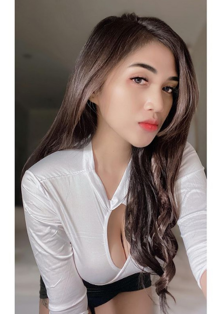 Rndm sultry and hot 00