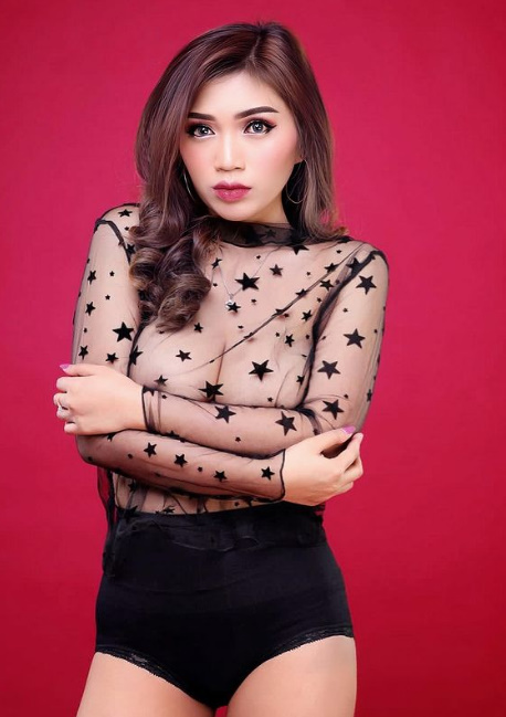 Rndm sultry and hot 00