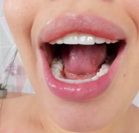 Rndm sultry and hot 08