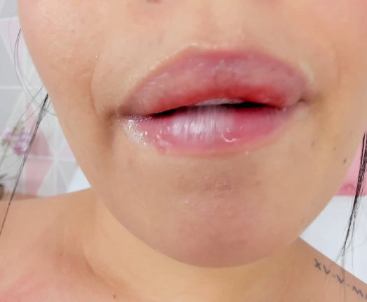 Rndm sultry and hot 08