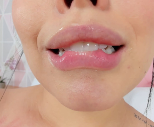 Rndm sultry and hot 08