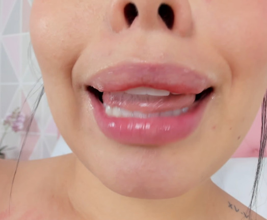 Rndm sultry and hot 08