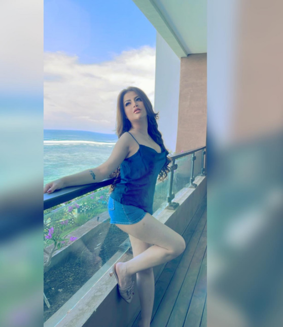 Rndm stunning beauty 05