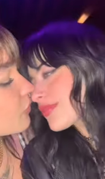 Rndm stunning beauty 06