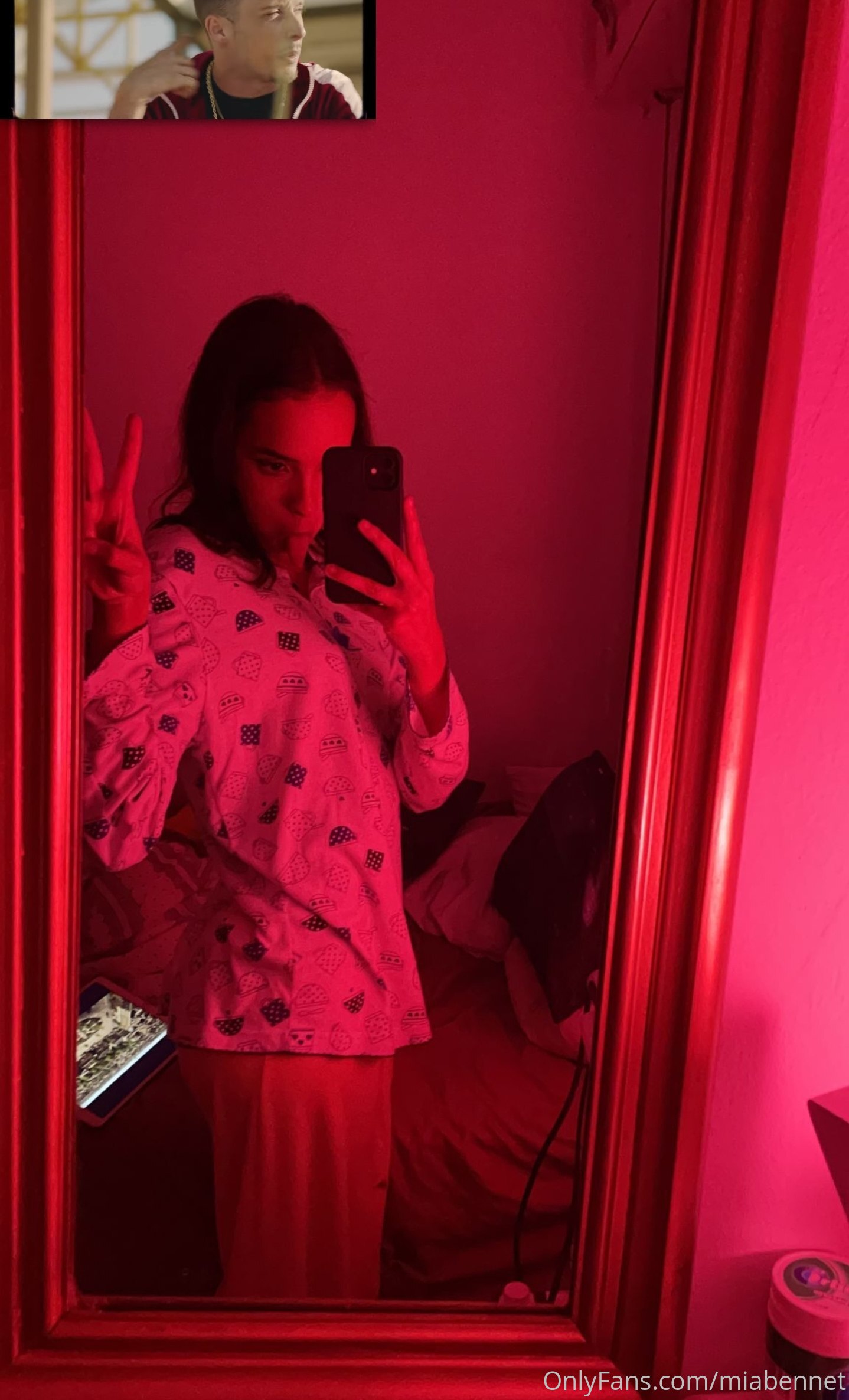 Hari De Lopo | Mia Bennet Nude Photos