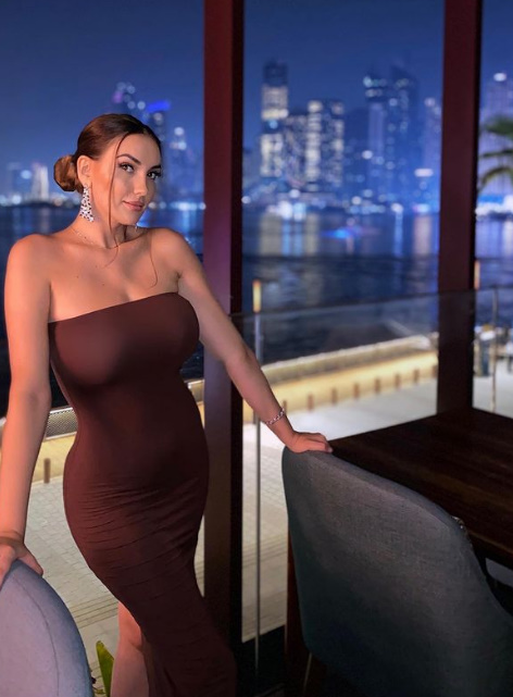 Rndm stunning beauty 13