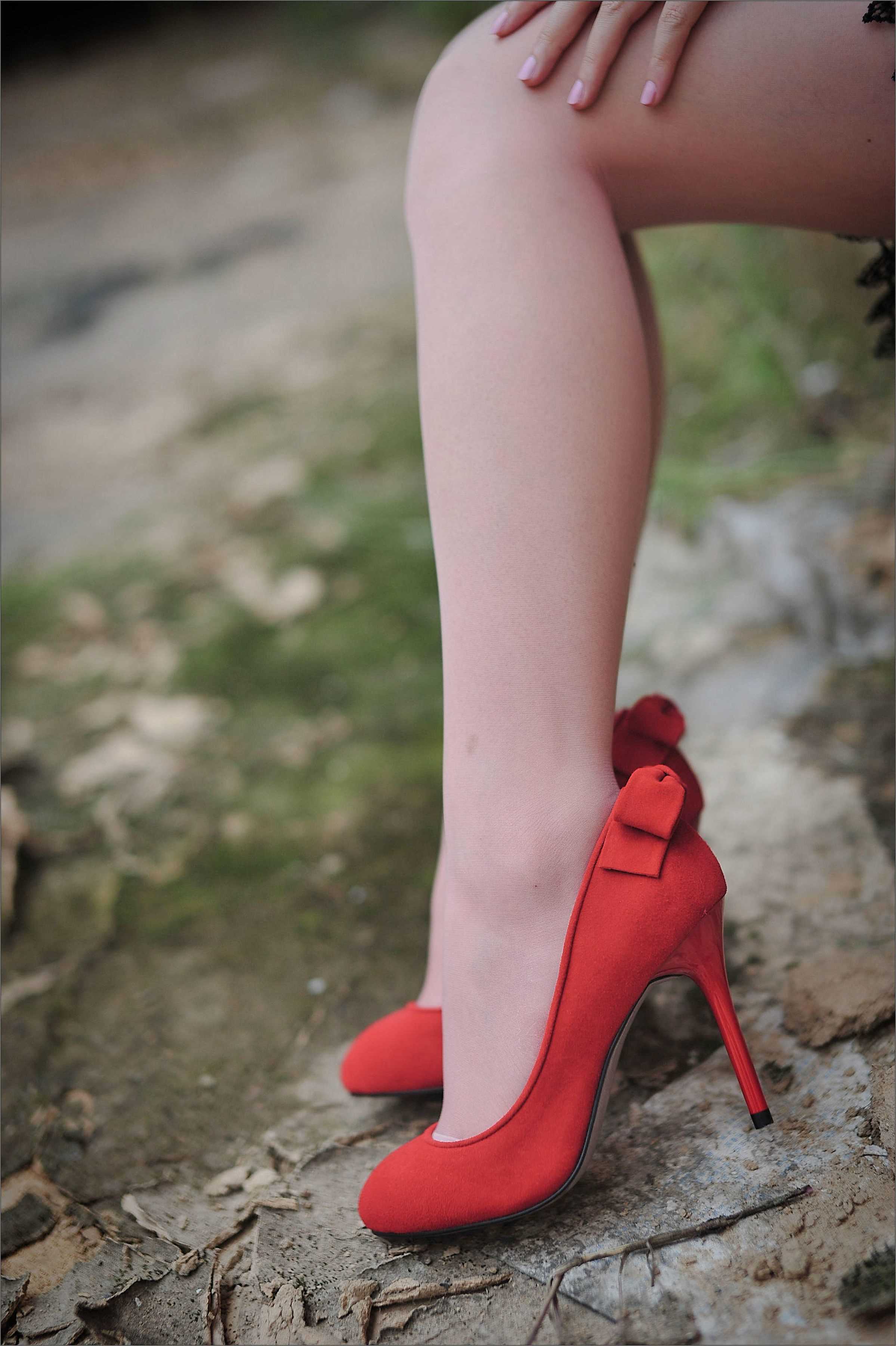 China Beauty Legs and feet 122