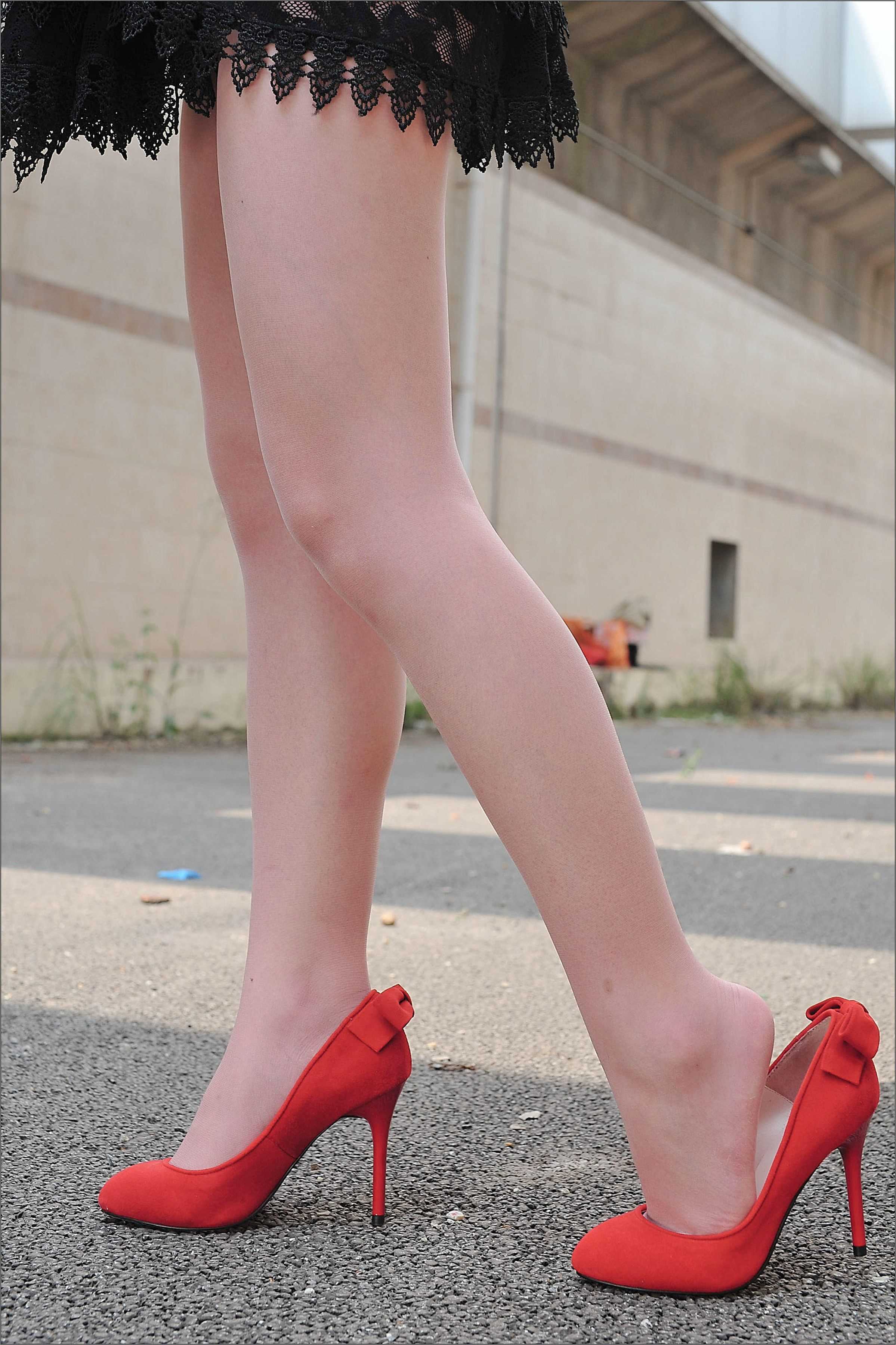 China Beauty Legs and feet 122