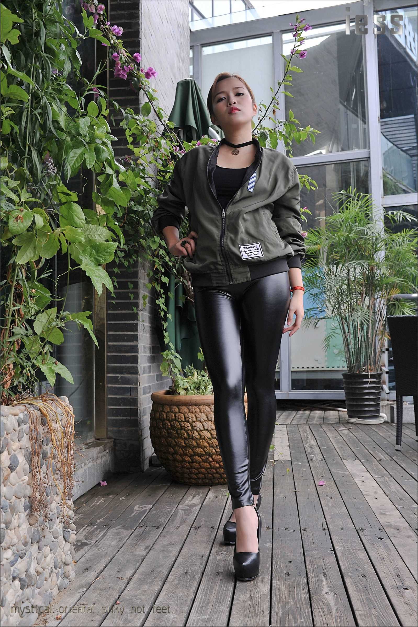 China Beauty Legs and feet 123