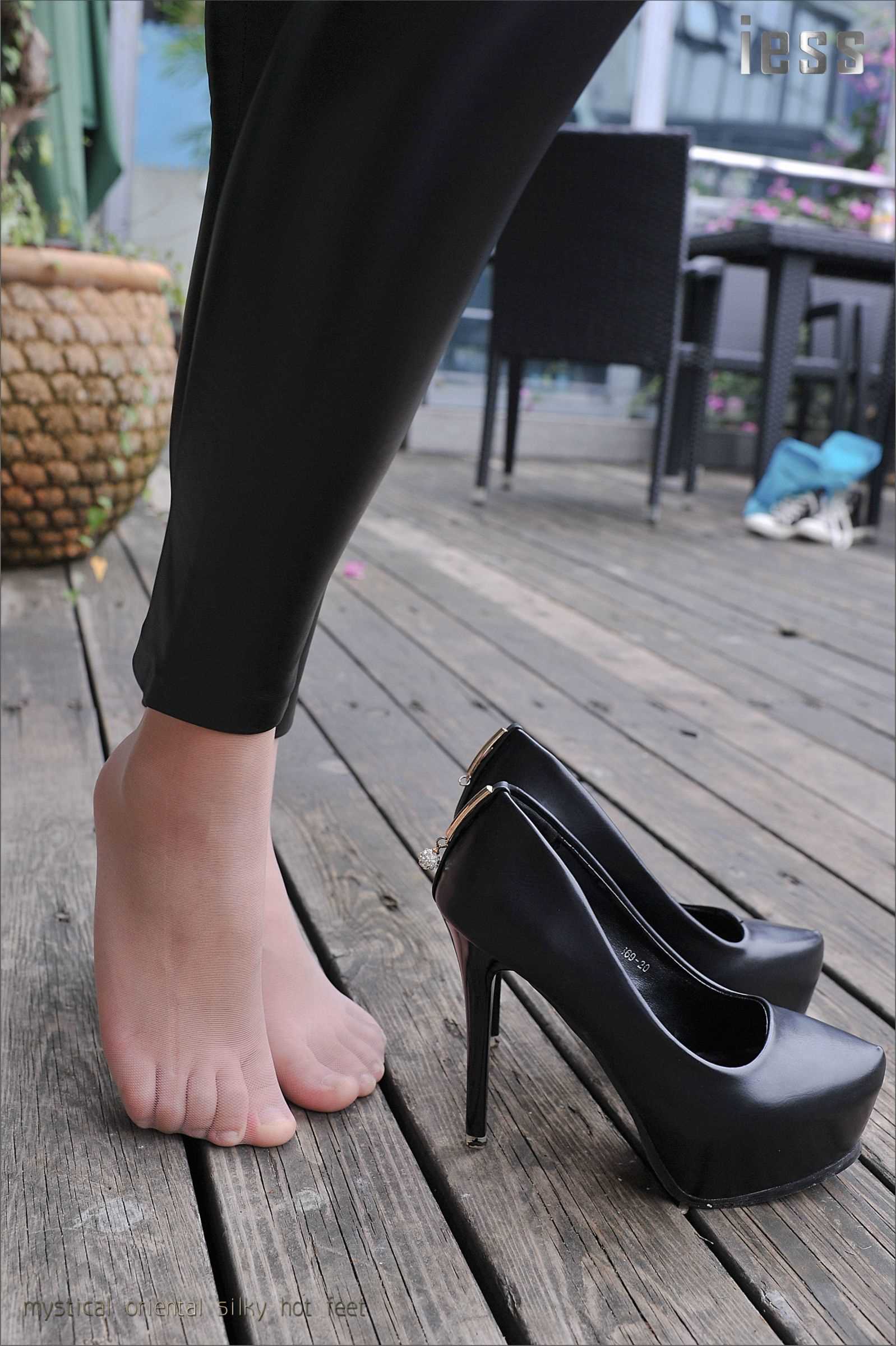 China Beauty Legs and feet 123