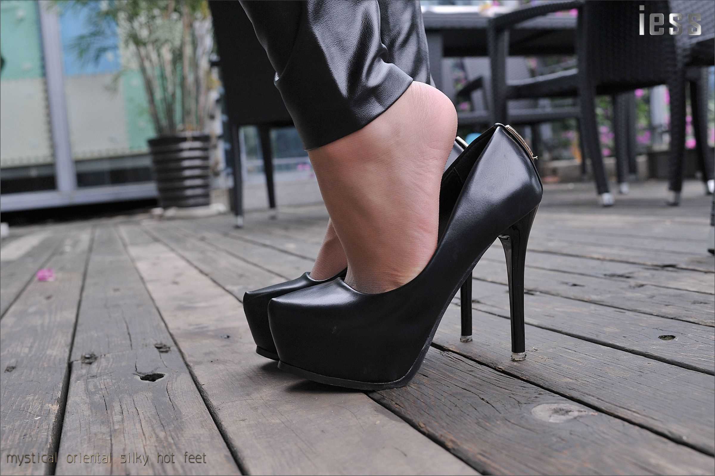 China Beauty Legs and feet 123