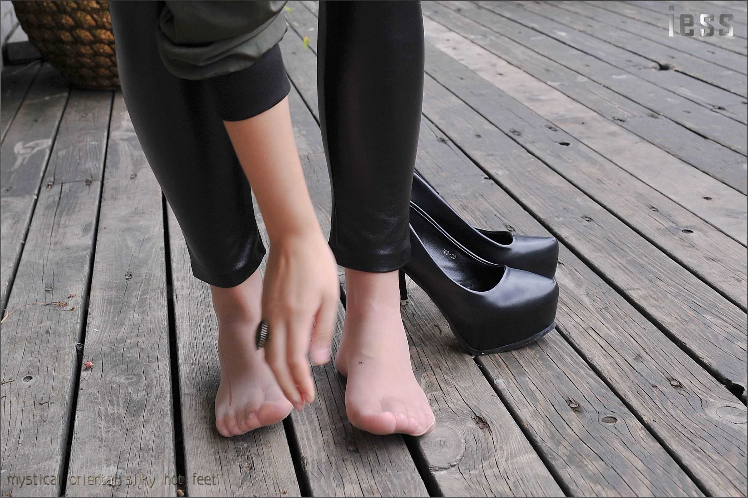 China Beauty Legs and feet 123