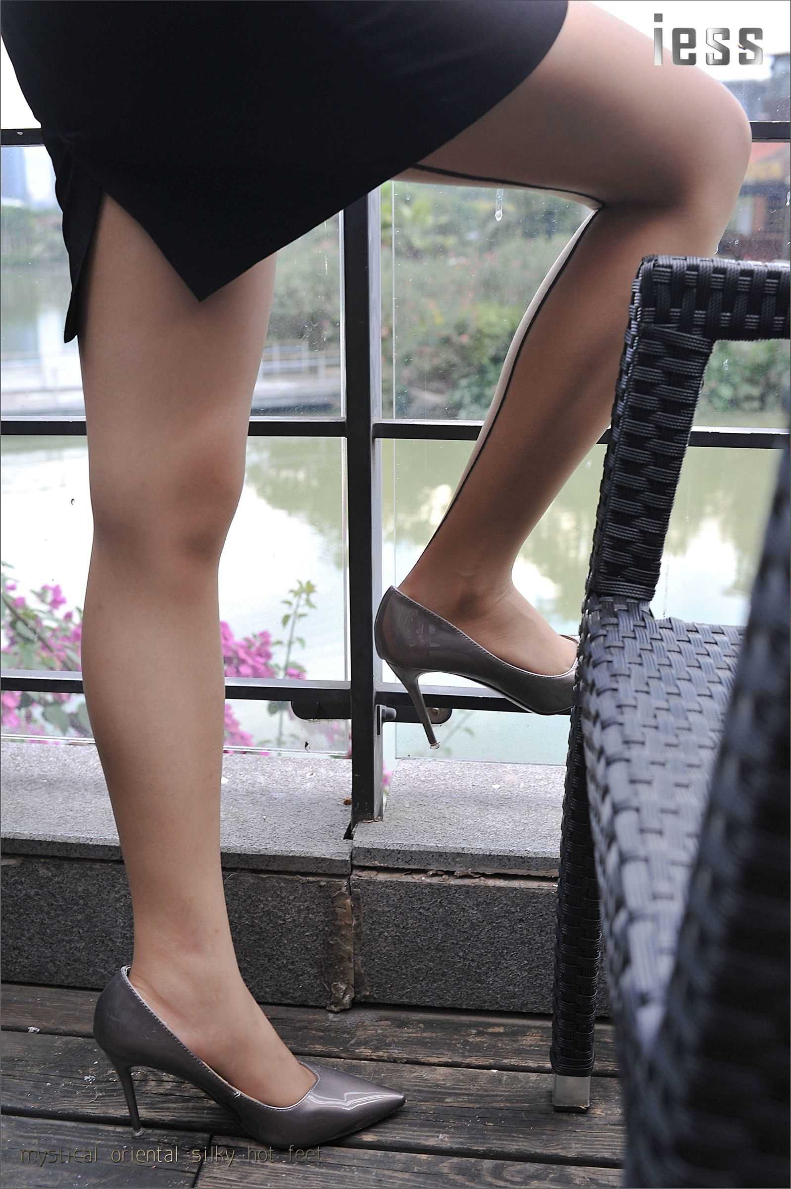 China Beauty Legs and feet 127