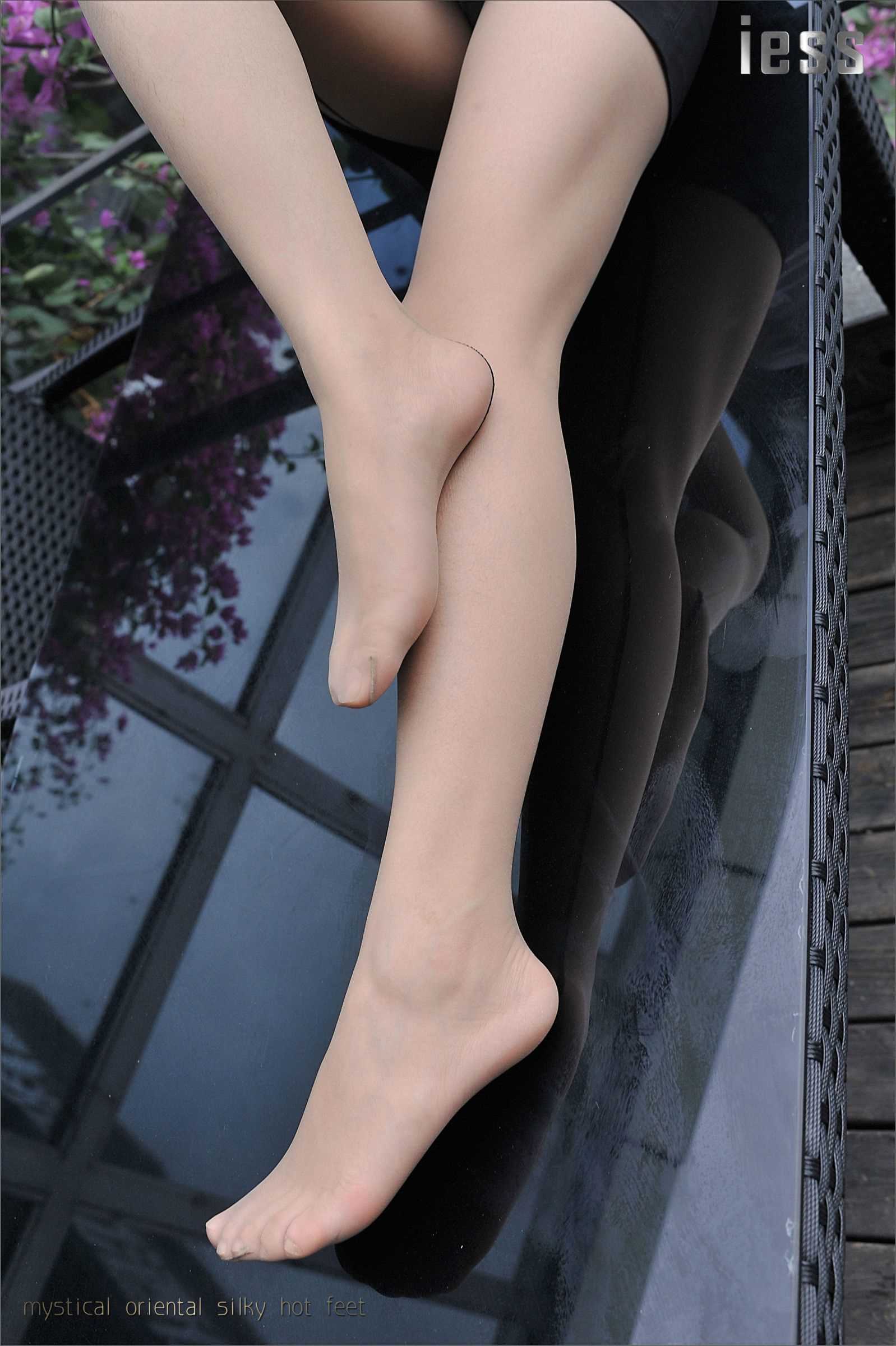 China Beauty Legs and feet 127