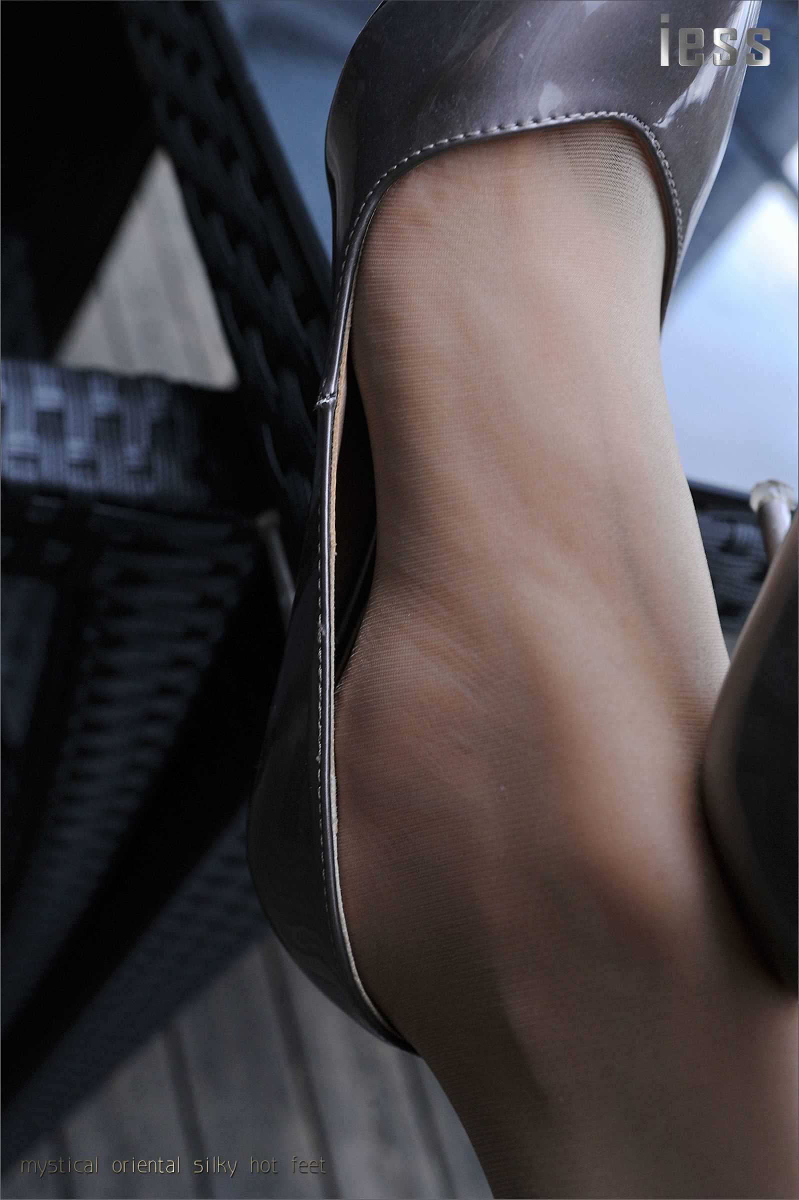 China Beauty Legs and feet 127