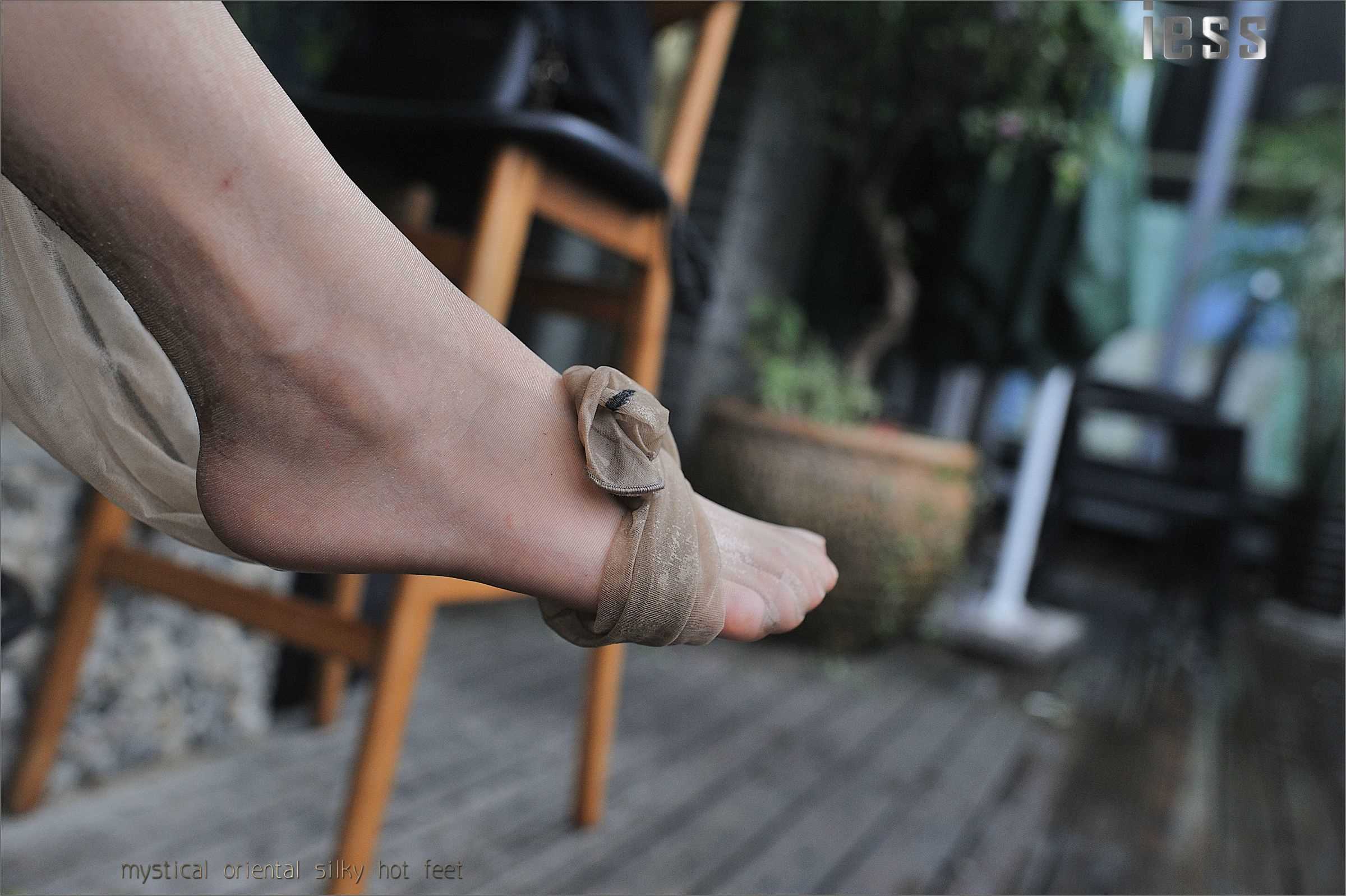 China Beauty Legs and feet 128