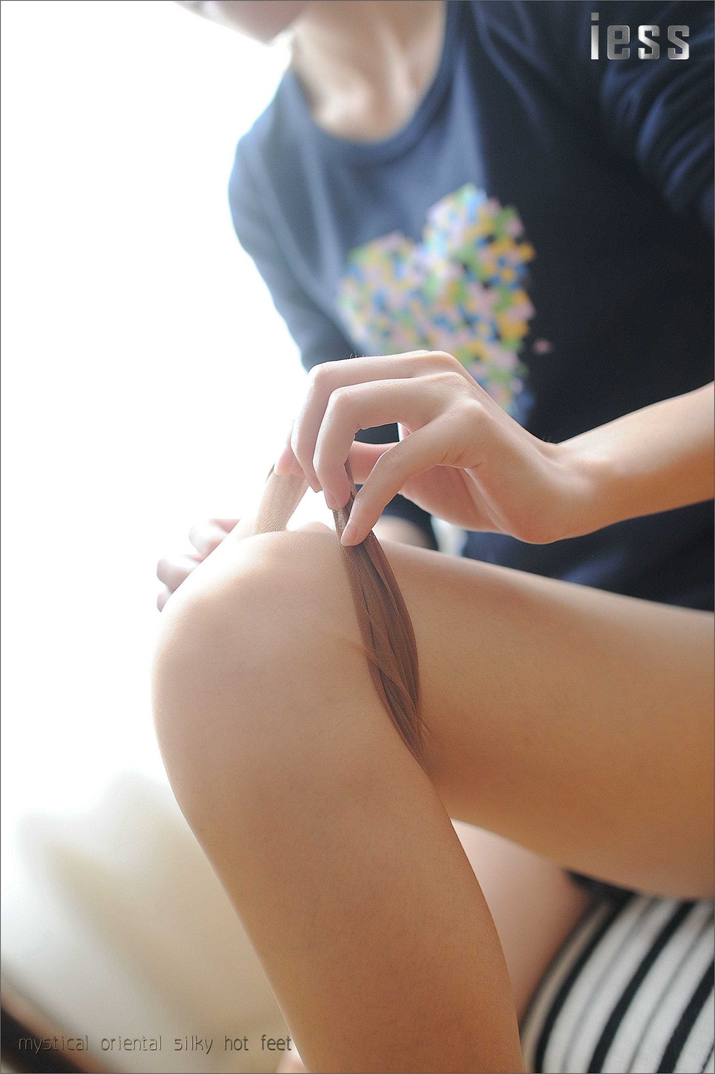 China Beauty Legs and feet 130