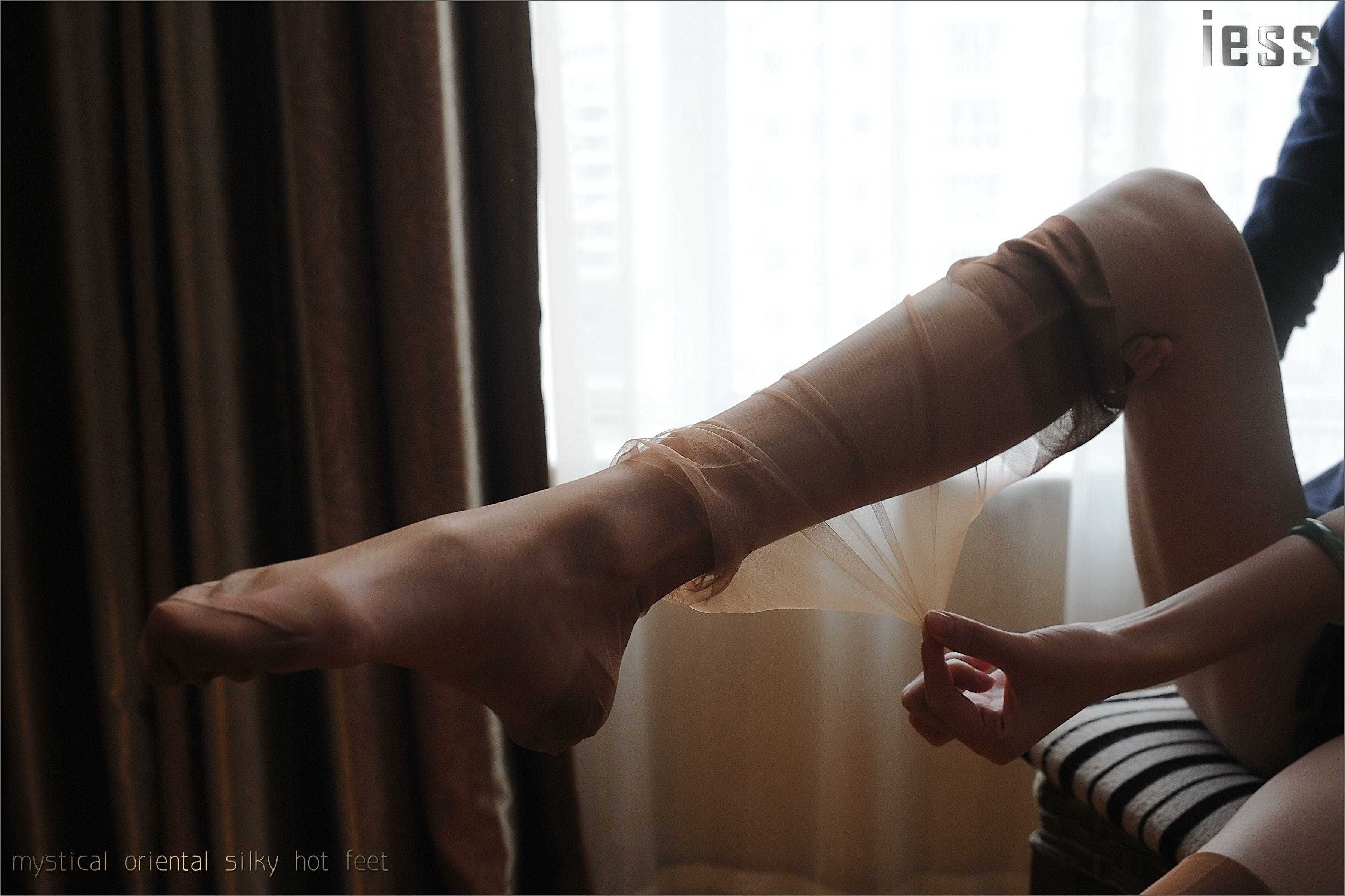 China Beauty Legs and feet 130