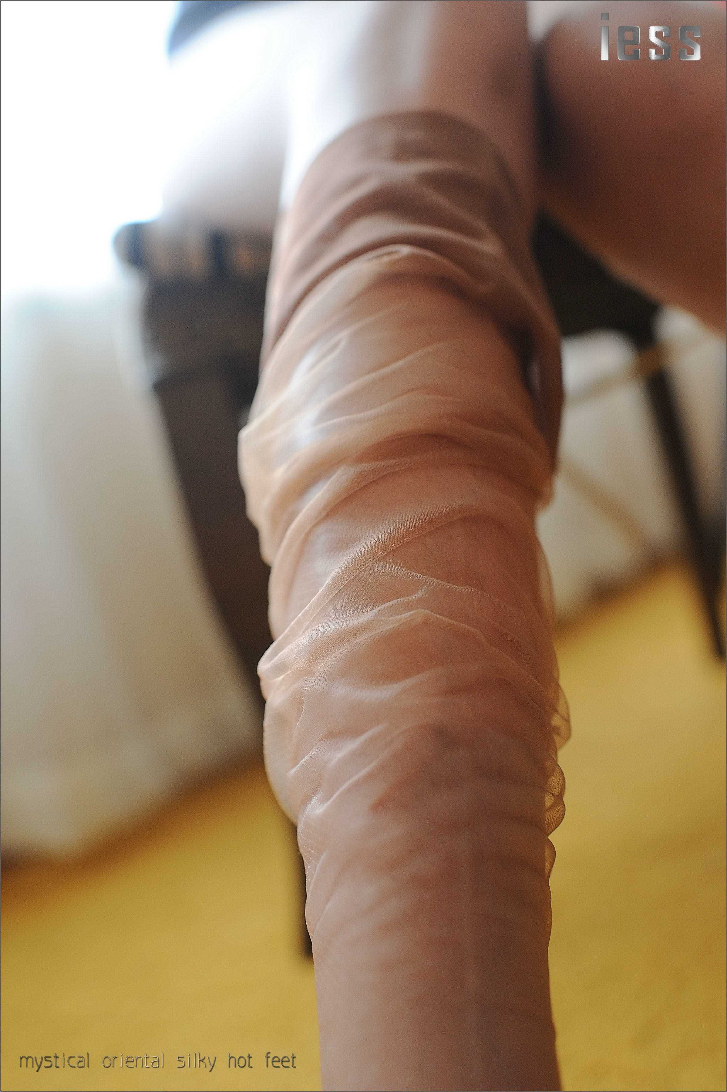 China Beauty Legs and feet 130