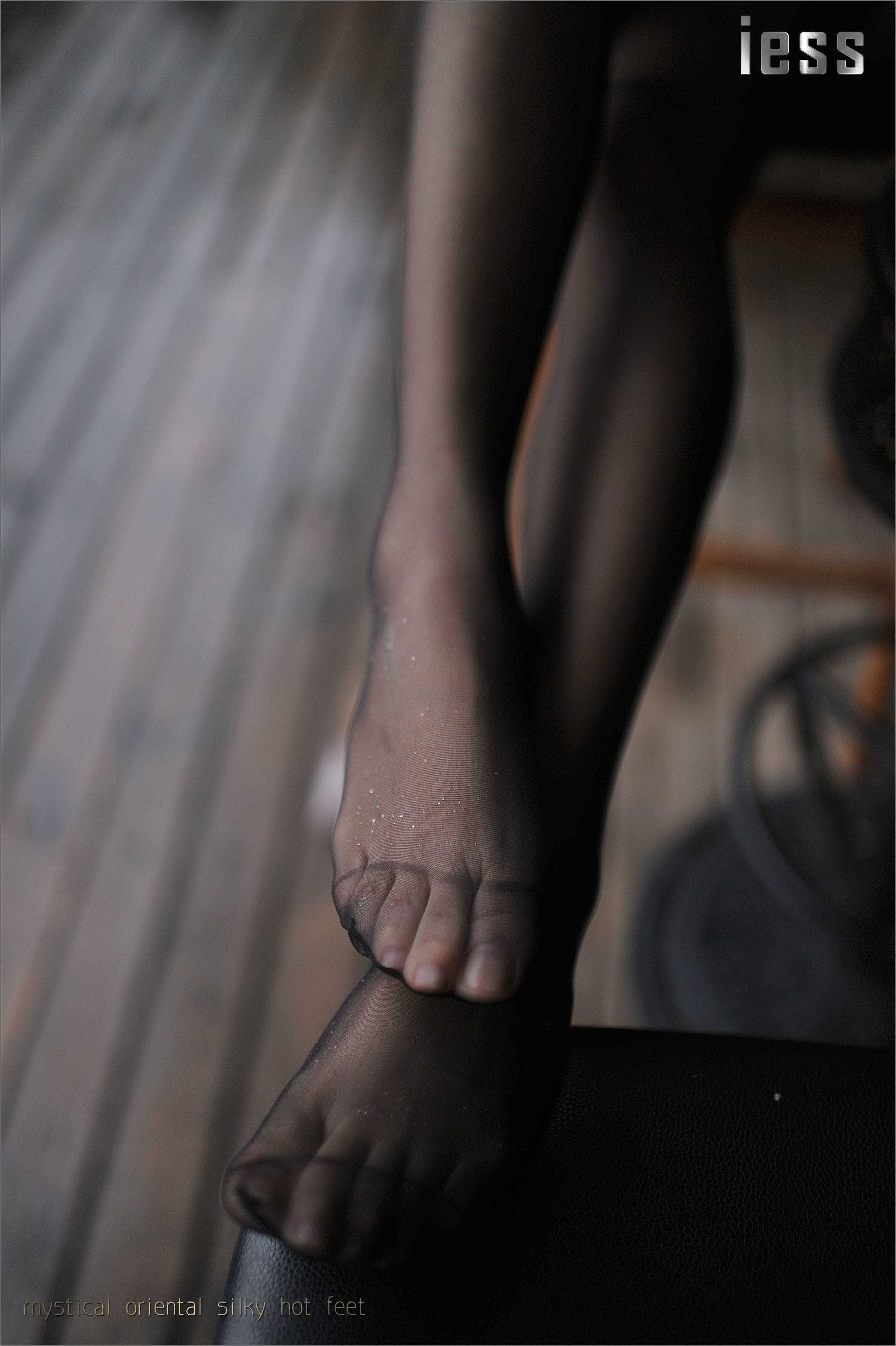 China Beauty Legs and feet 132