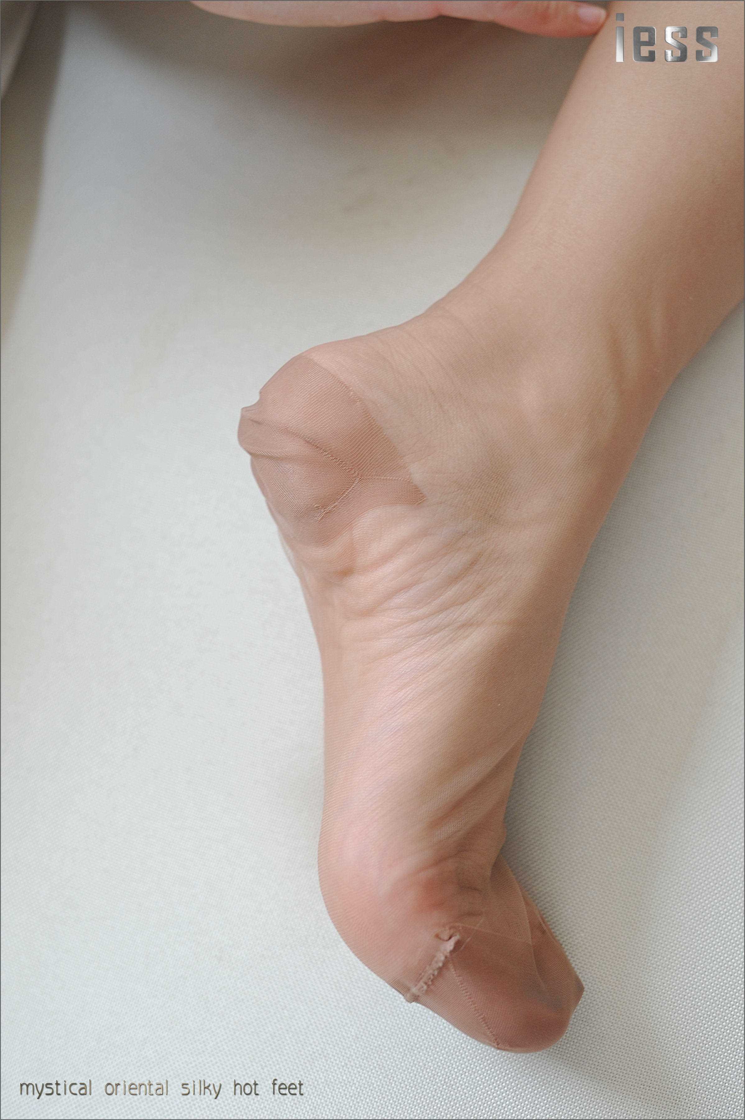 China Beauty Legs and feet 137