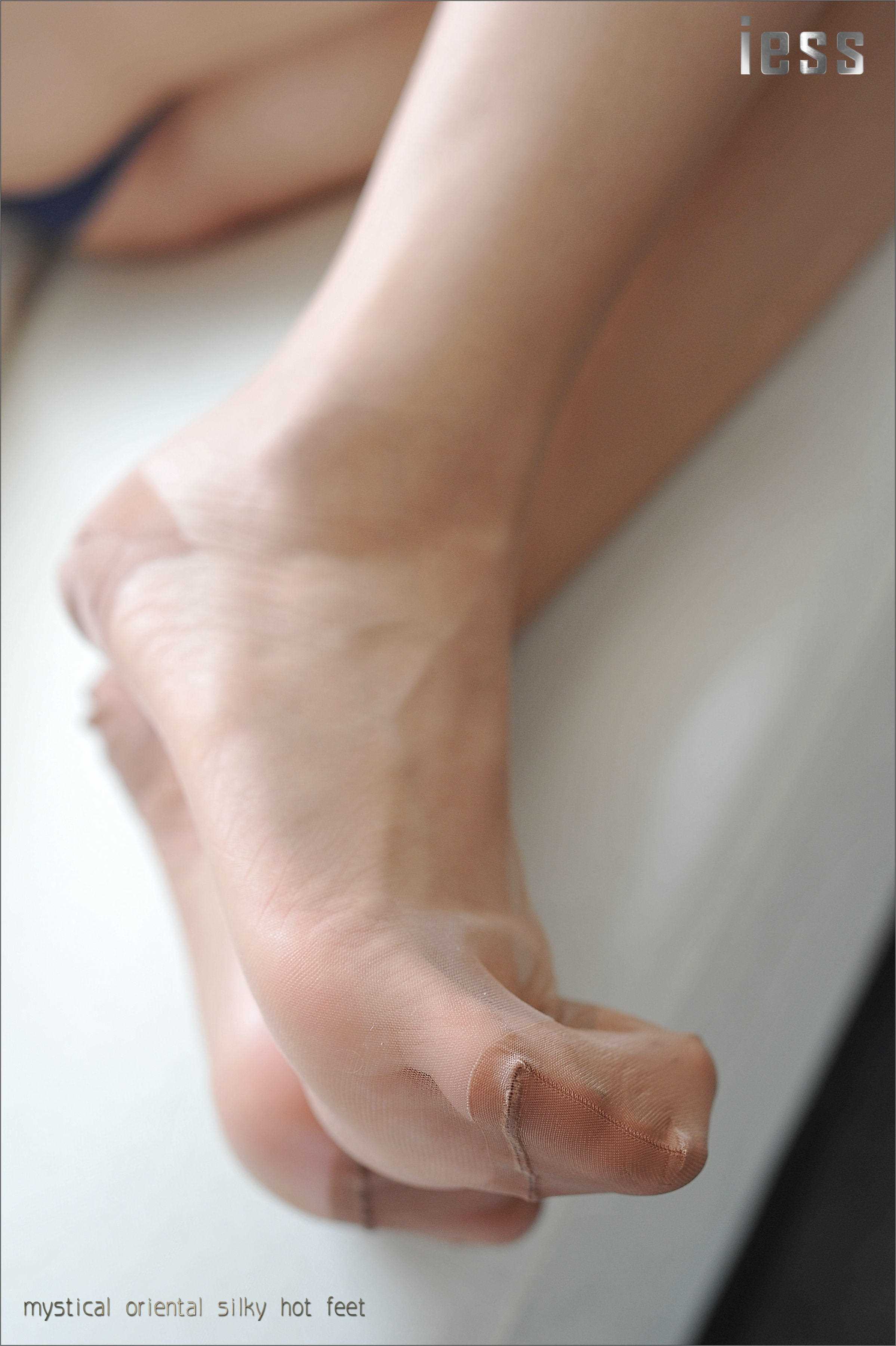 China Beauty Legs and feet 137