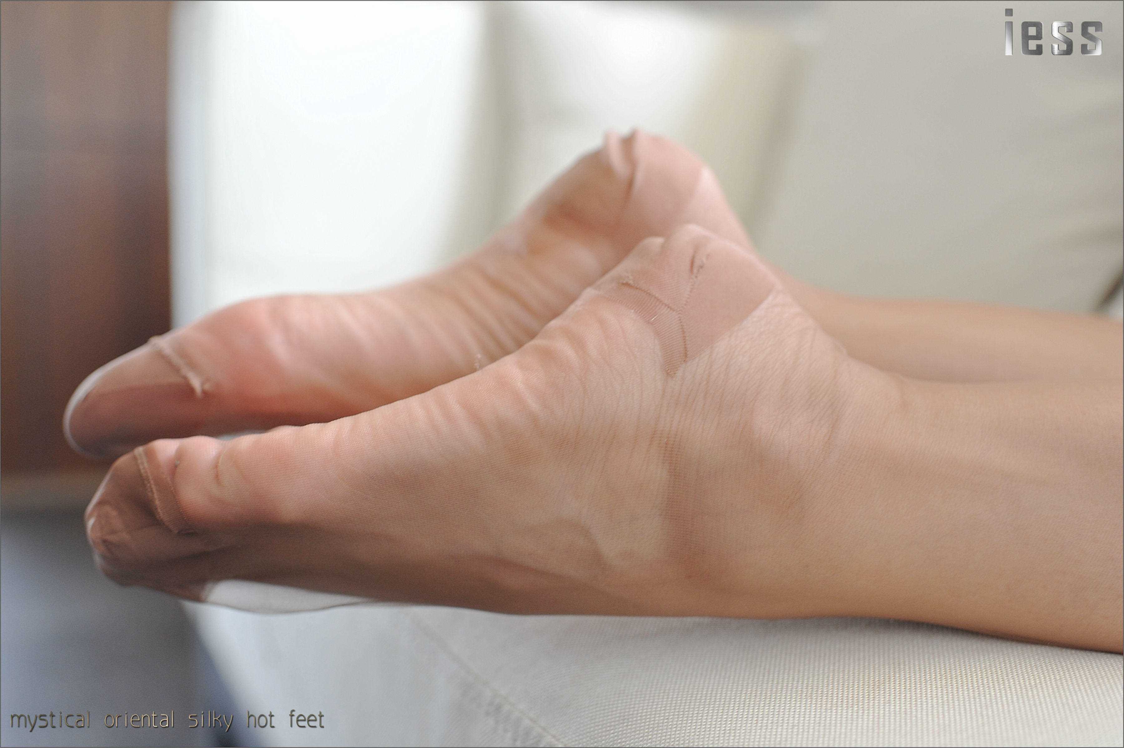 China Beauty Legs and feet 137