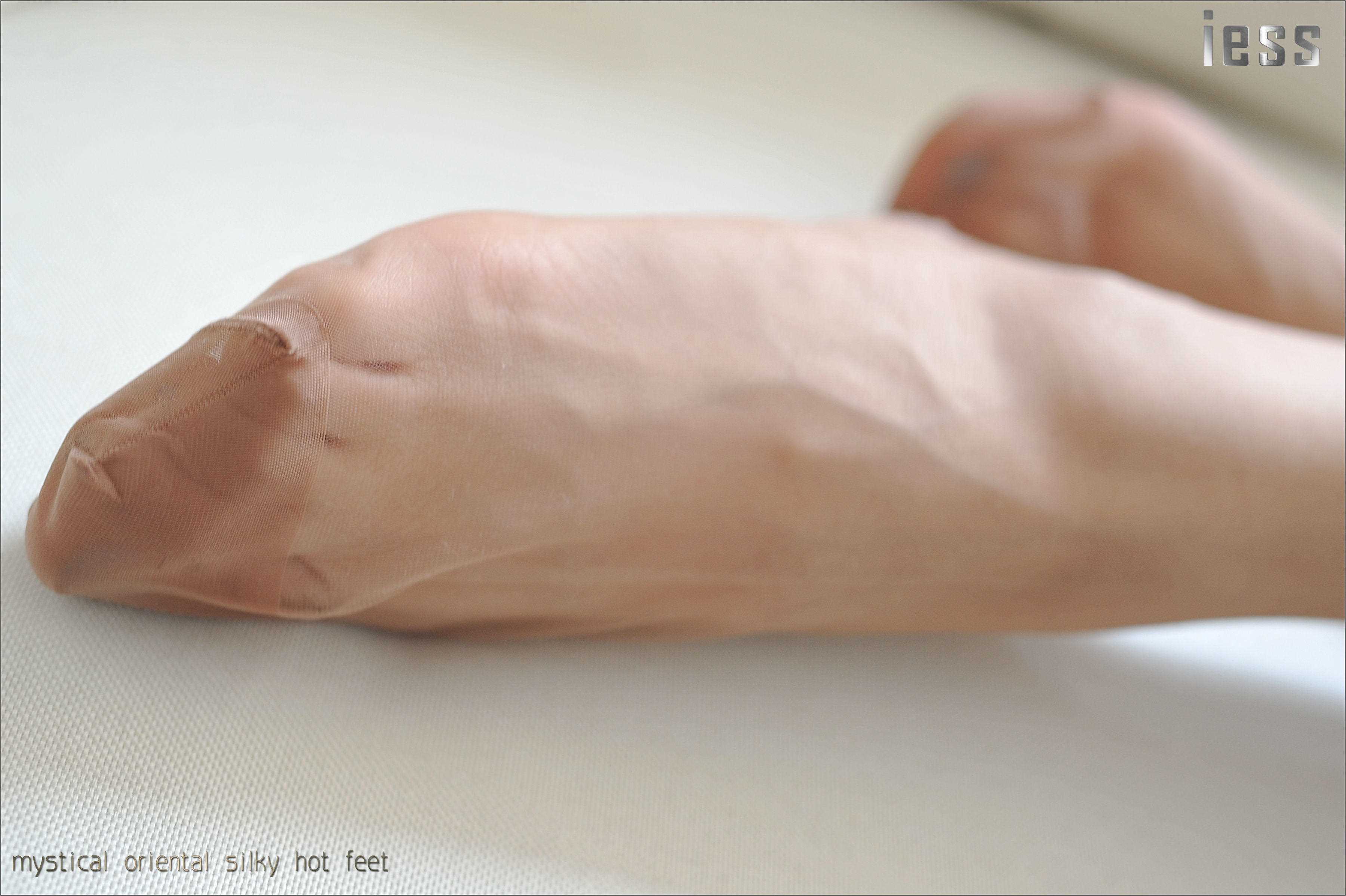 China Beauty Legs and feet 137