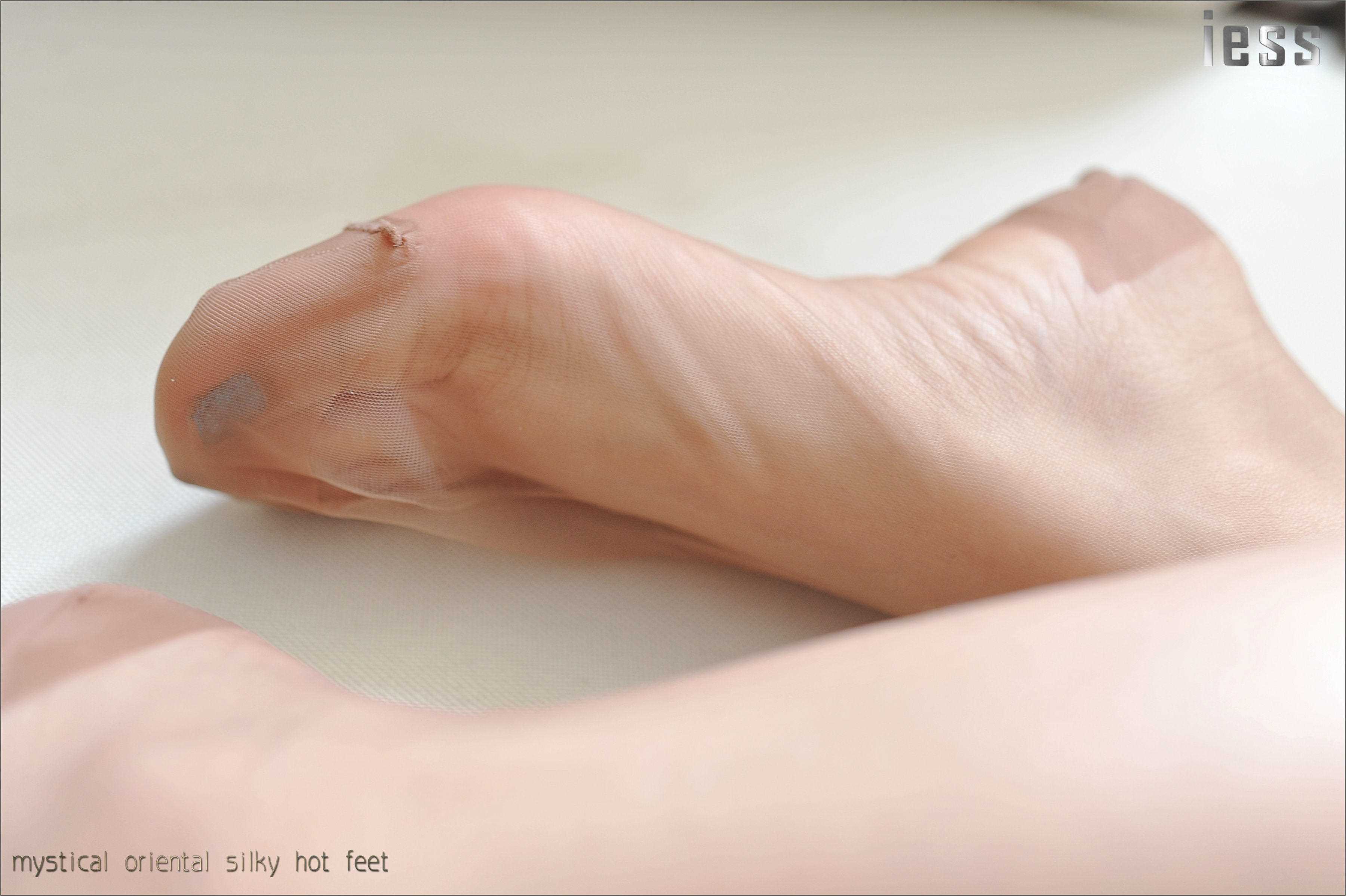 China Beauty Legs and feet 137