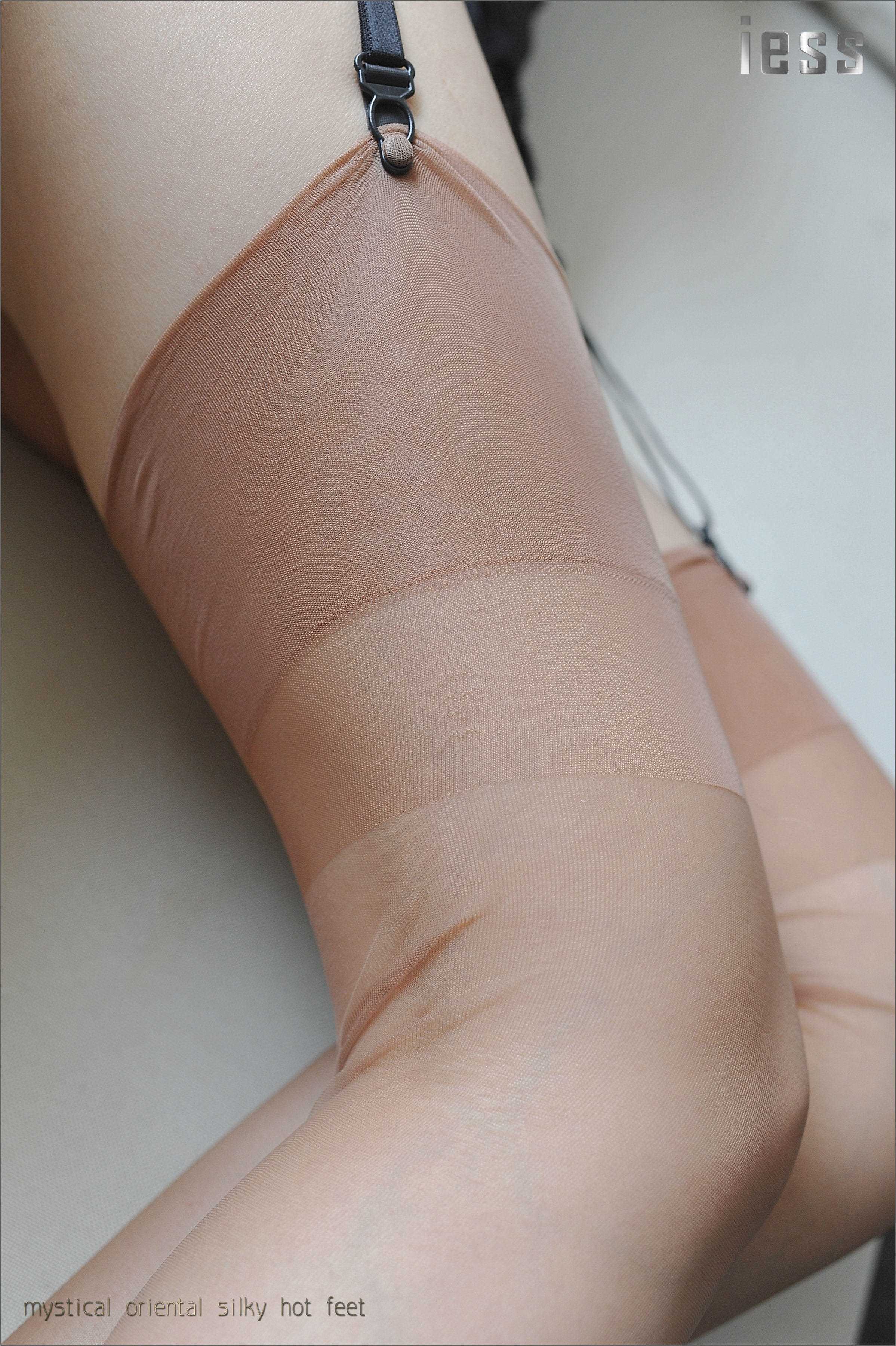 China Beauty Legs and feet 137