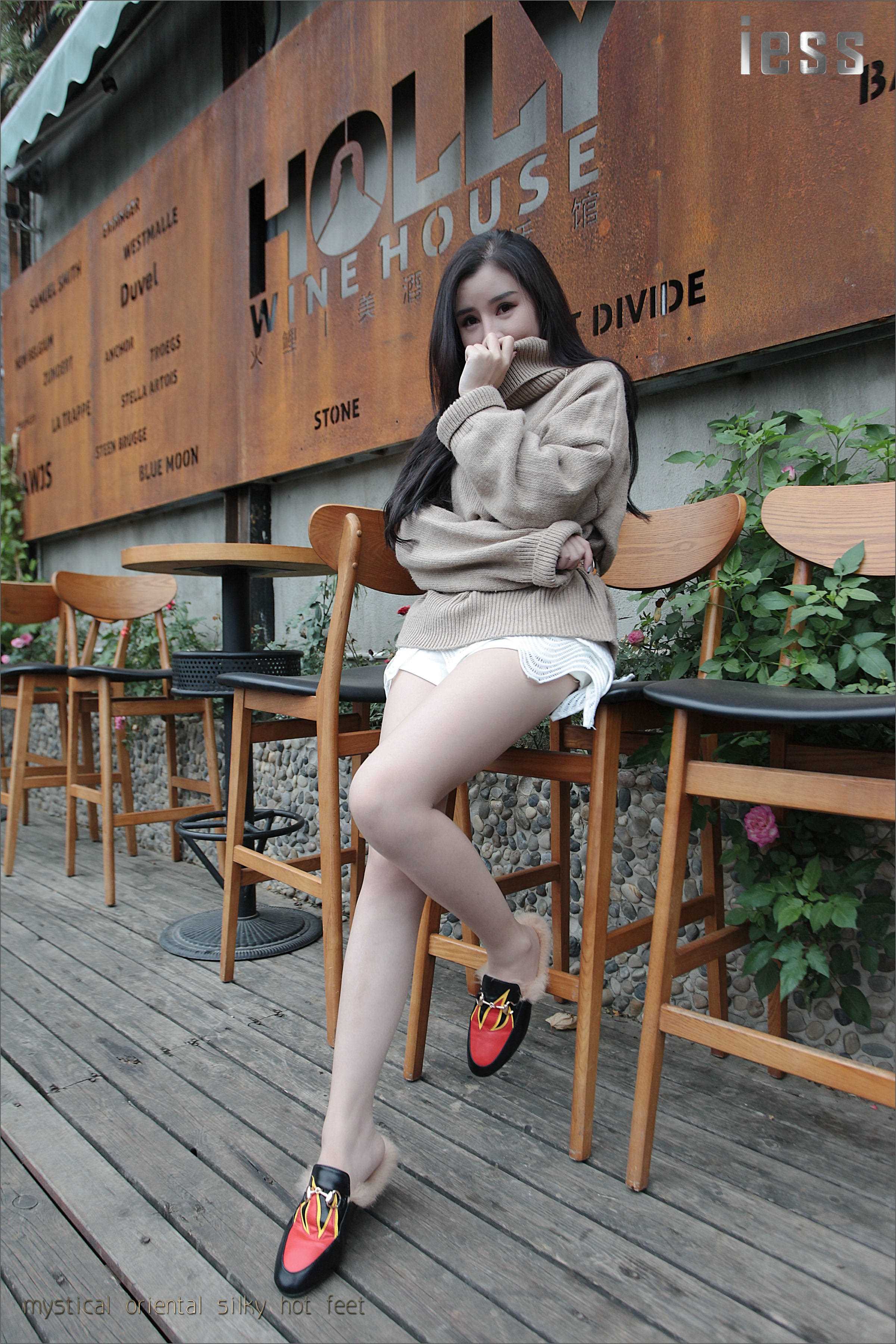 China Beauty Legs and feet 138