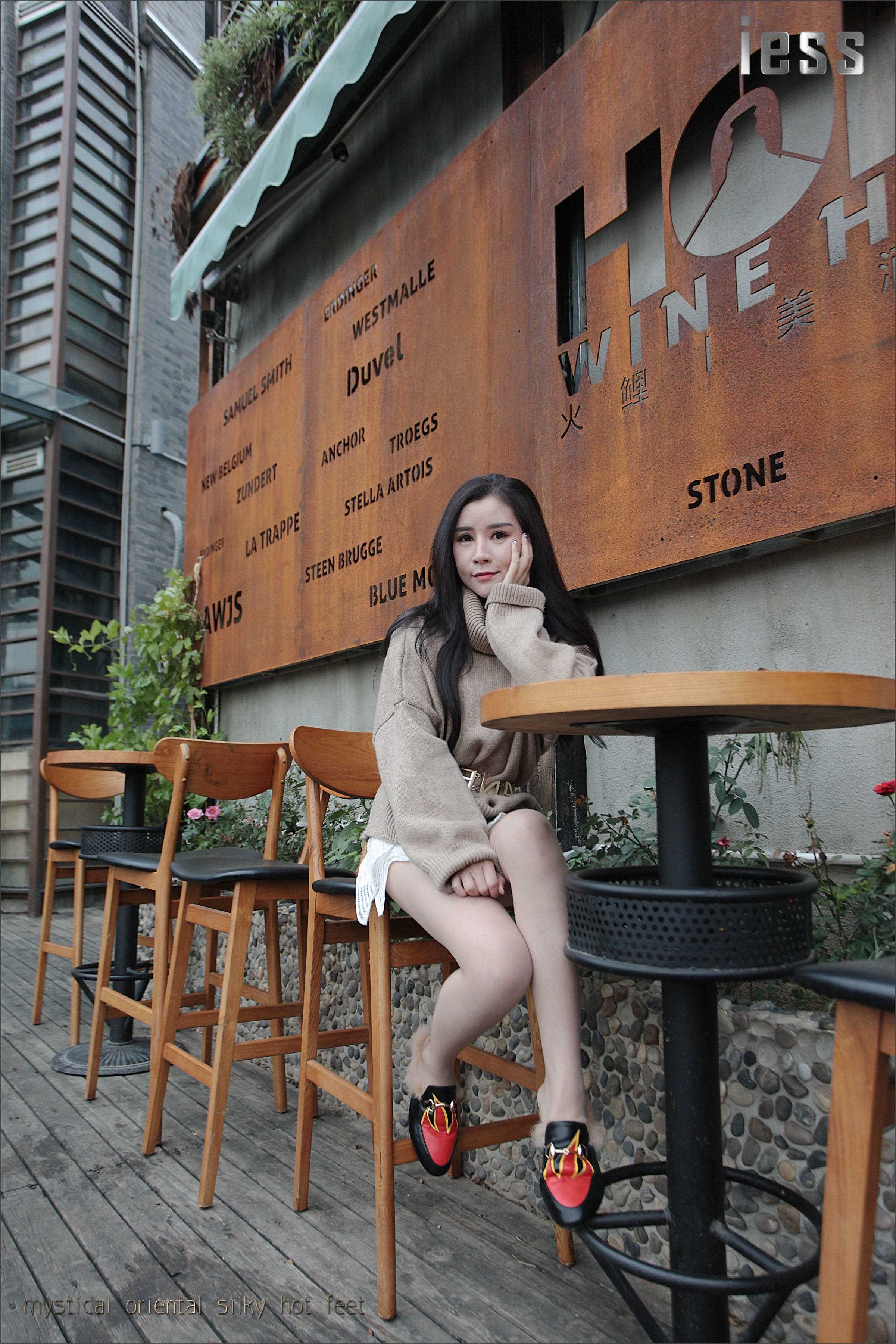 China Beauty Legs and feet 138