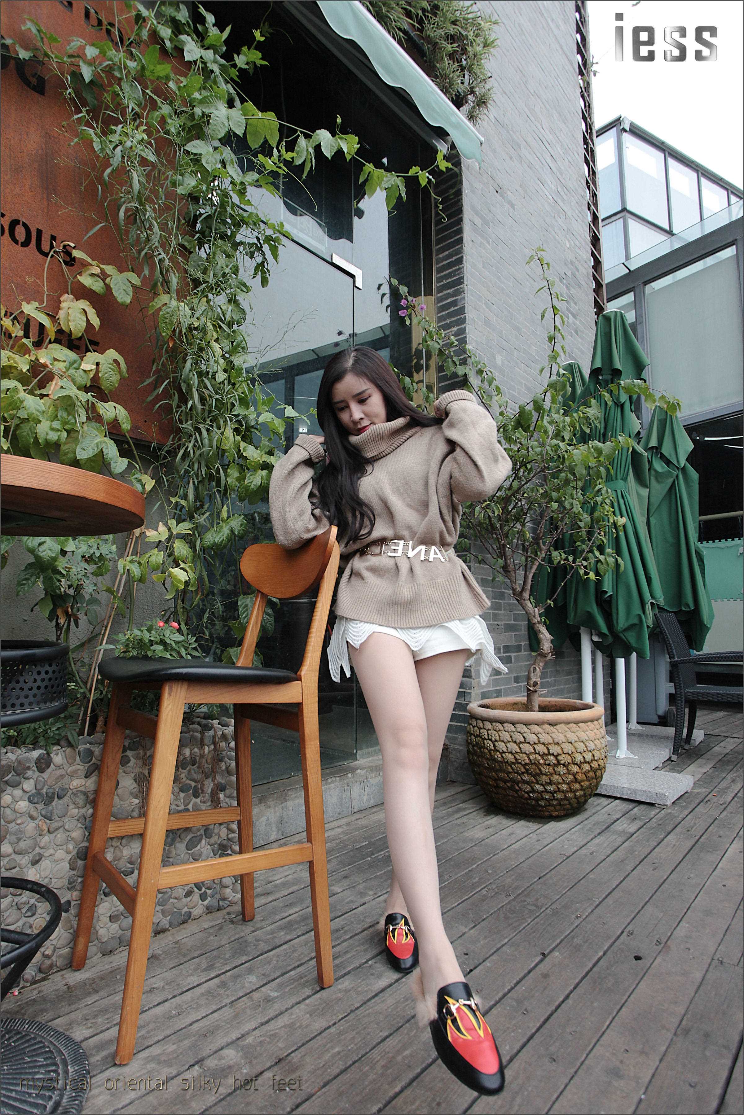 China Beauty Legs and feet 138