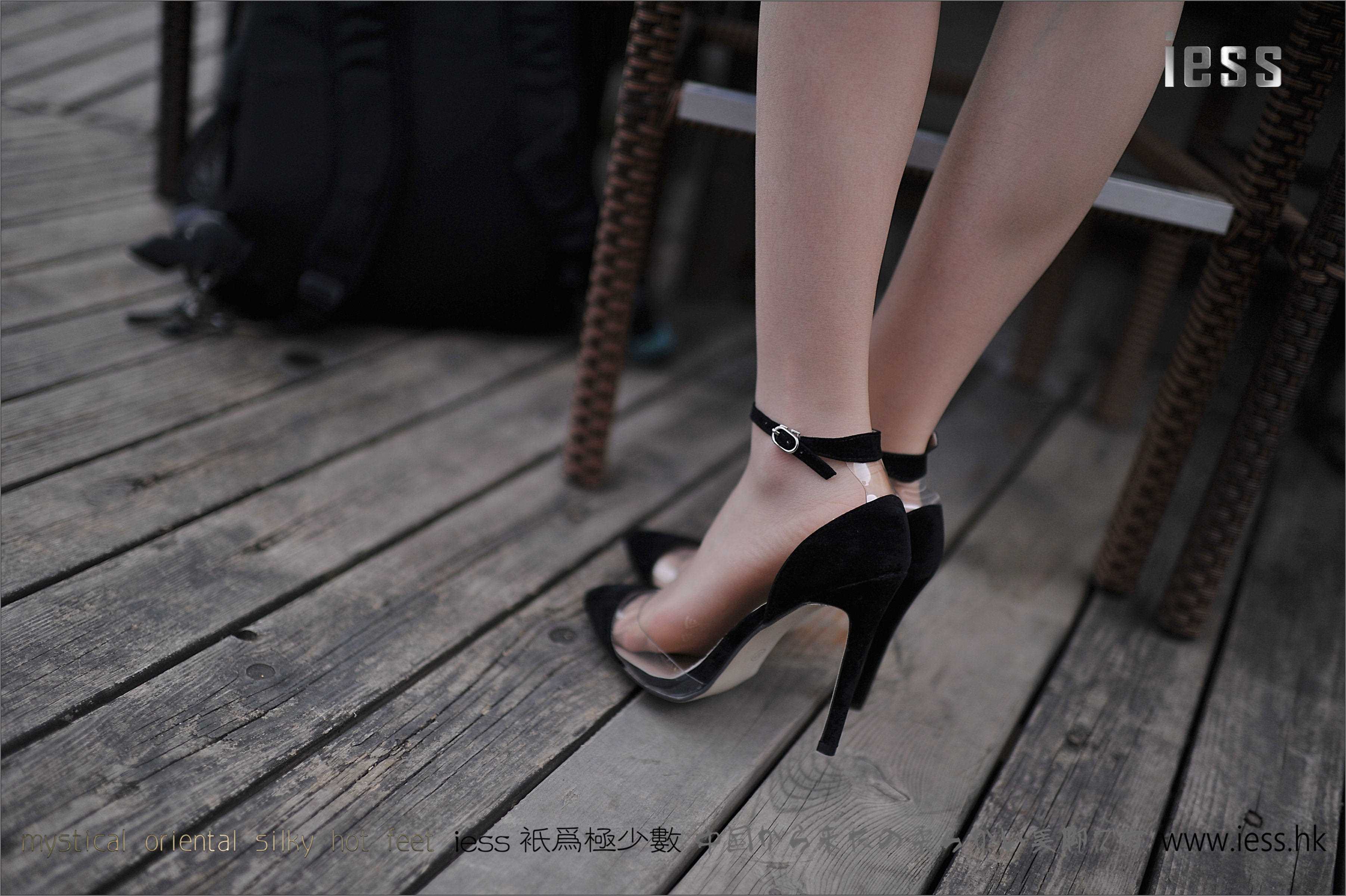 China Beauty Legs and feet 139