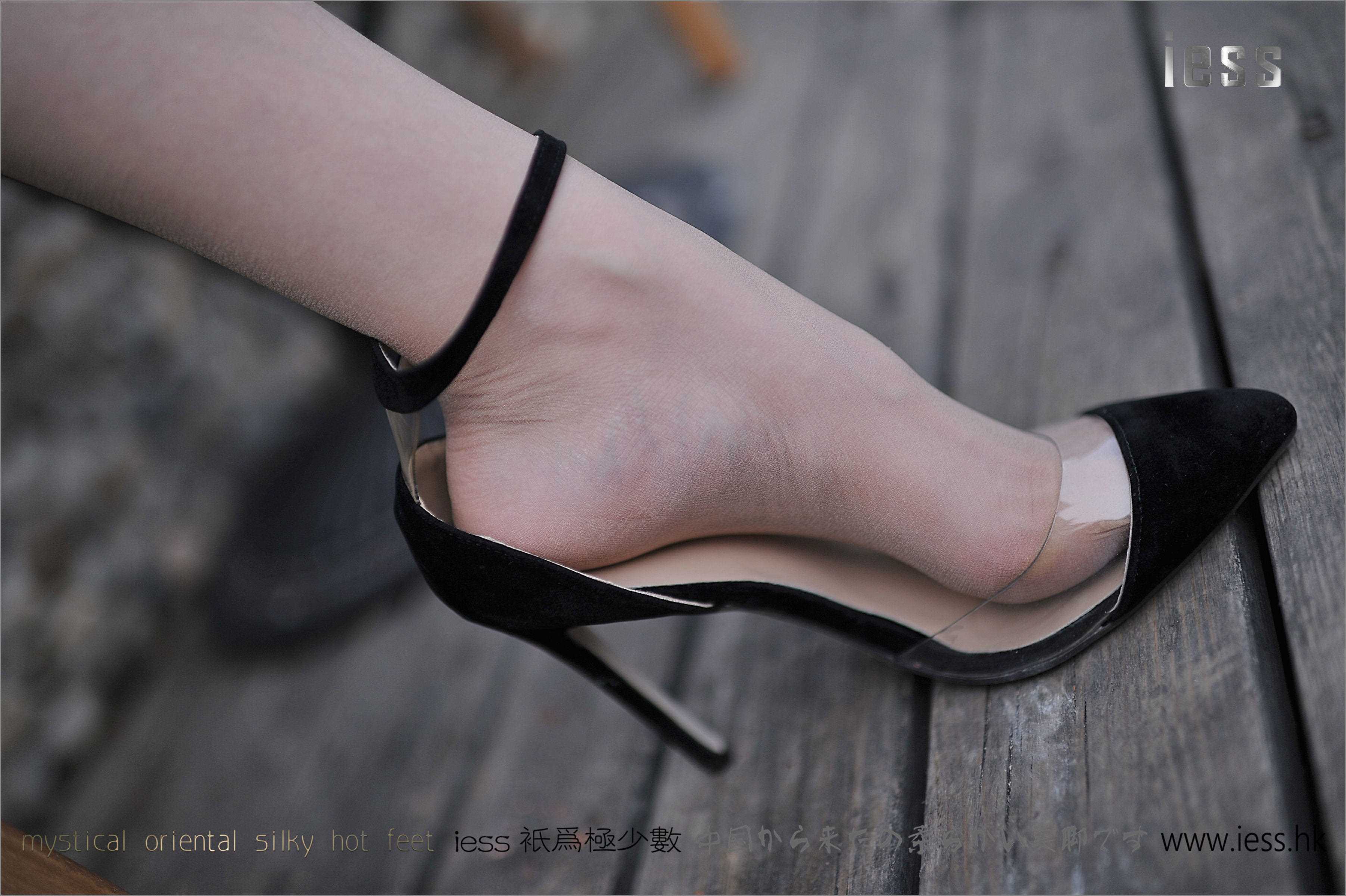 China Beauty Legs and feet 139