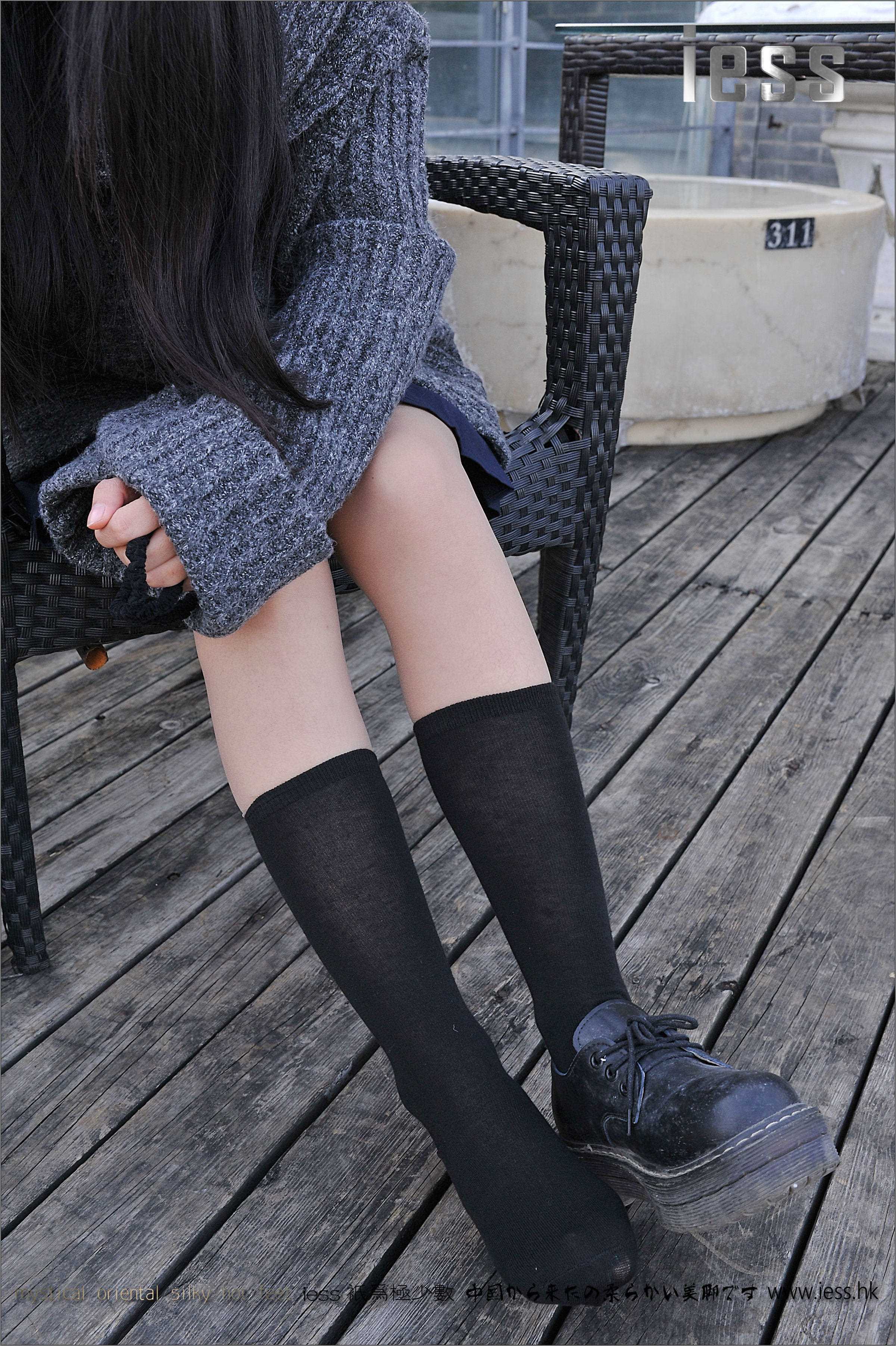 China Beauty Legs and feet 144