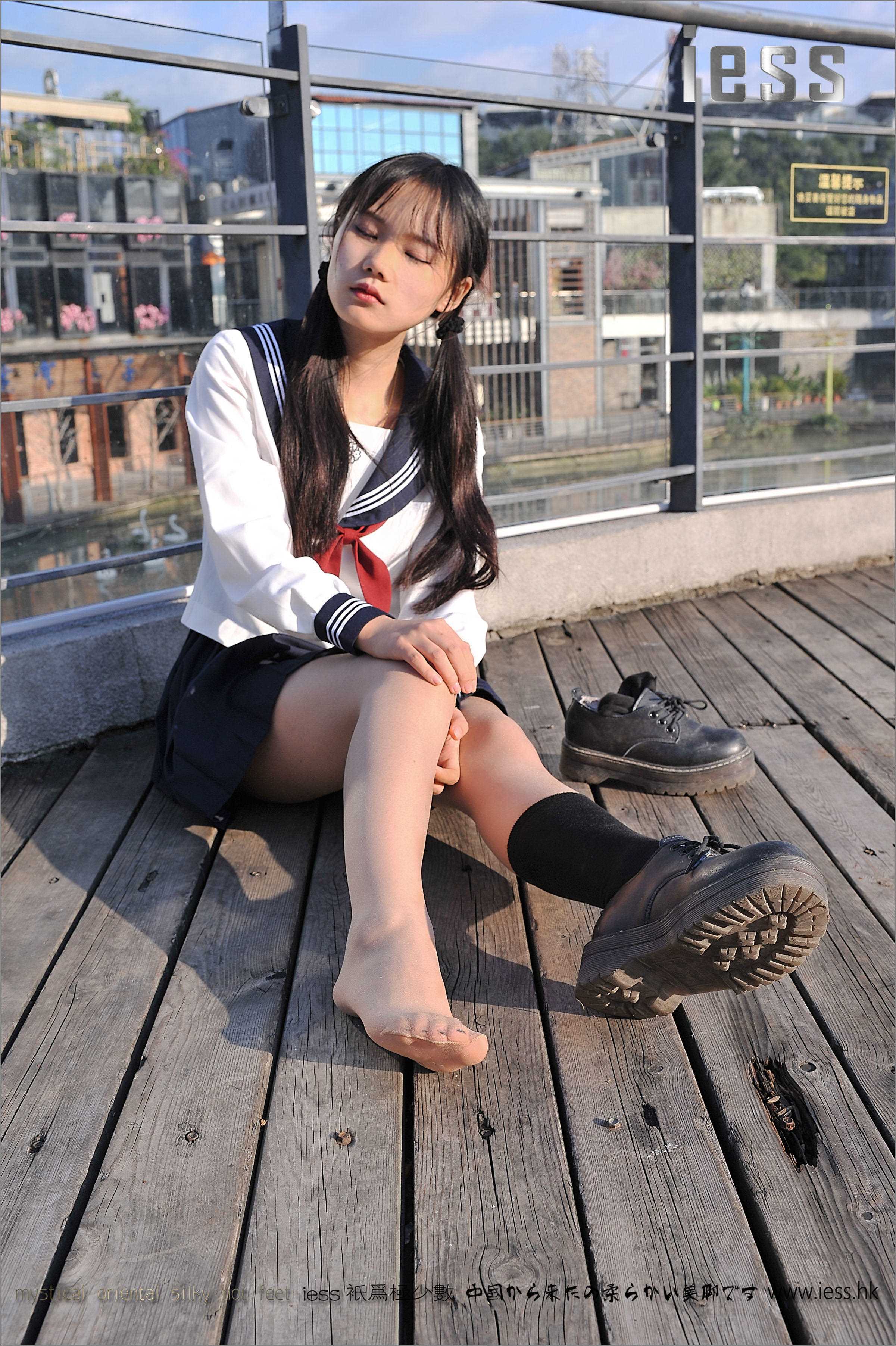 China Beauty Legs and feet 144