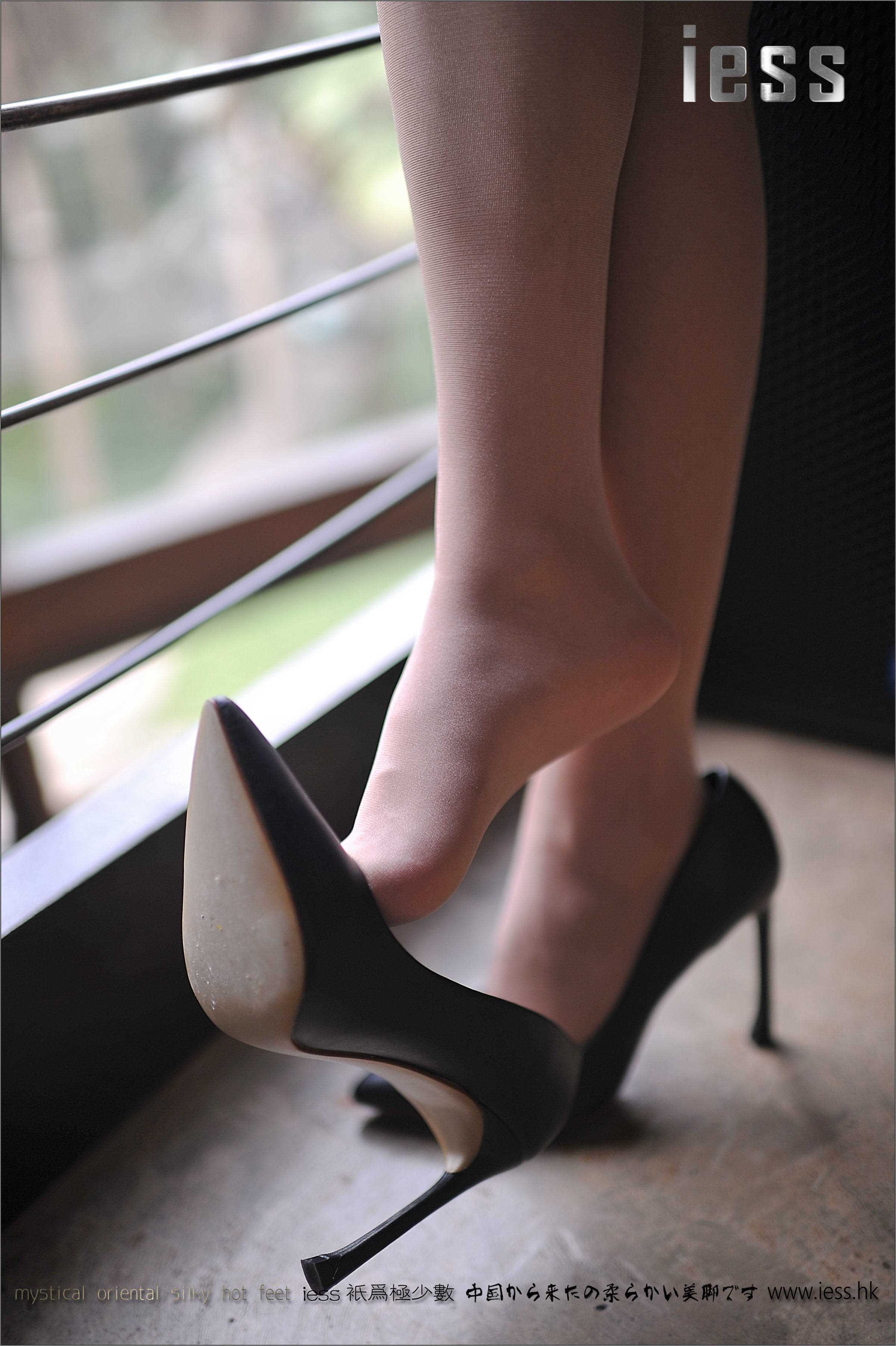 China Beauty Legs and feet 145