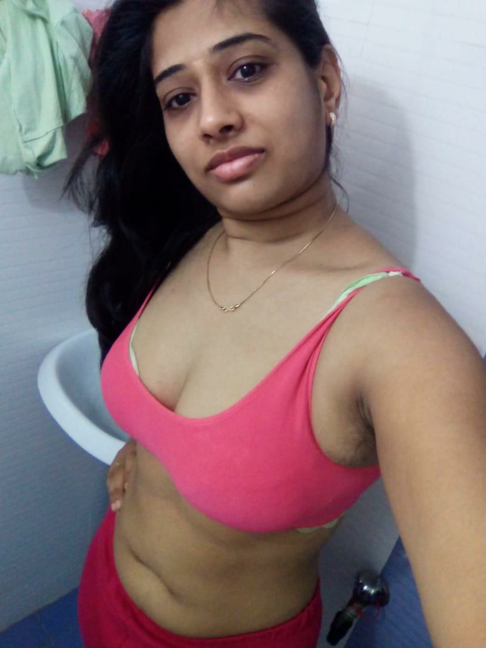 Bengali girl sex at cotching center with boss