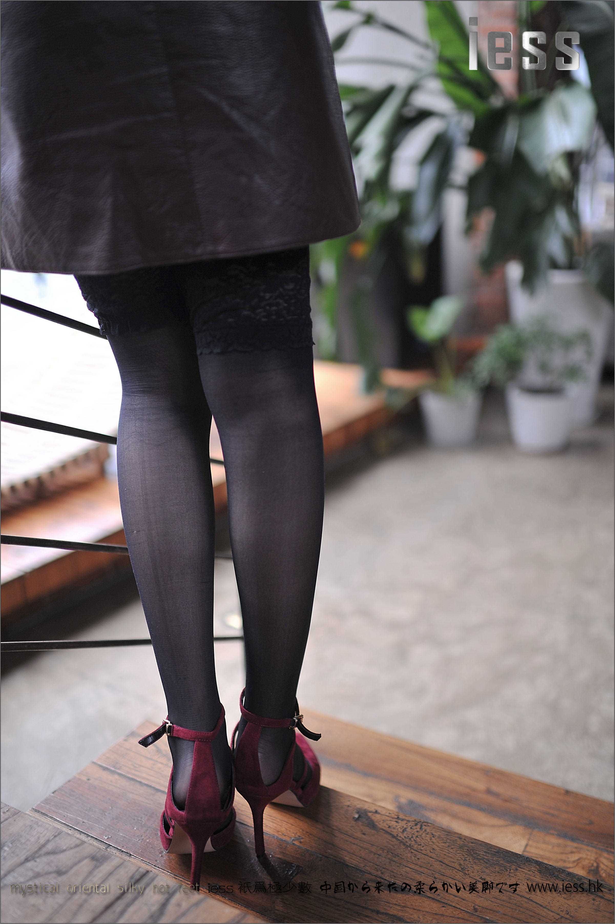 China Beauty Legs and feet 150