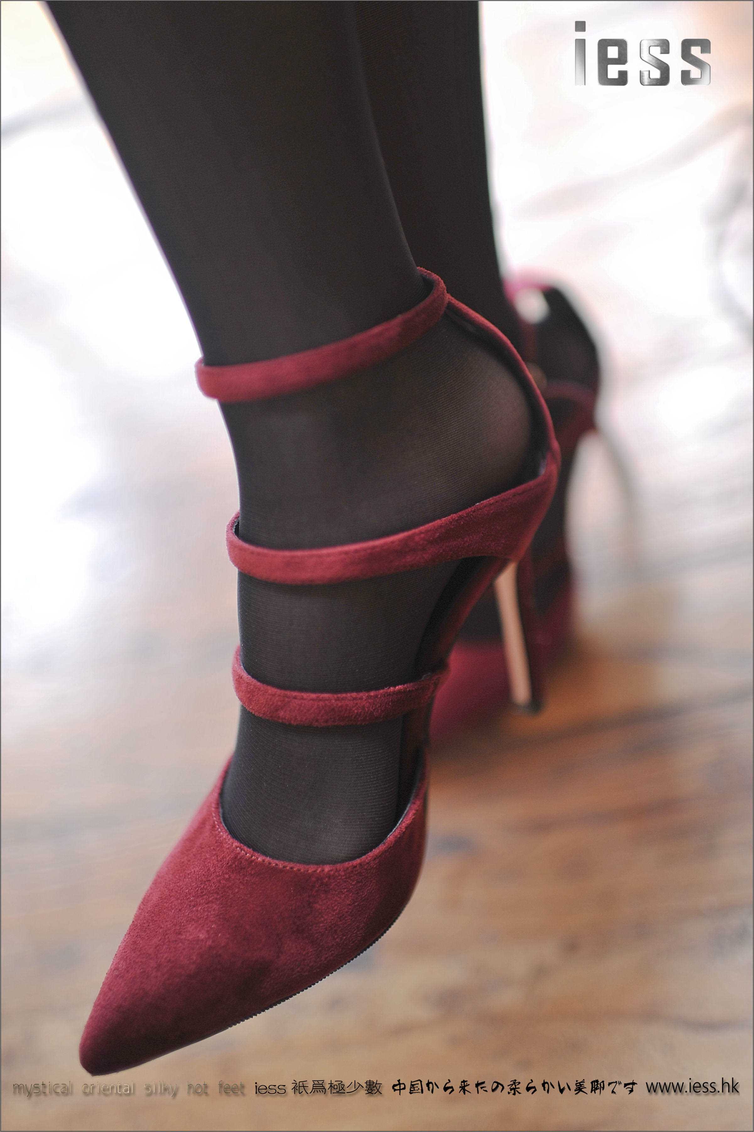 China Beauty Legs and feet 150