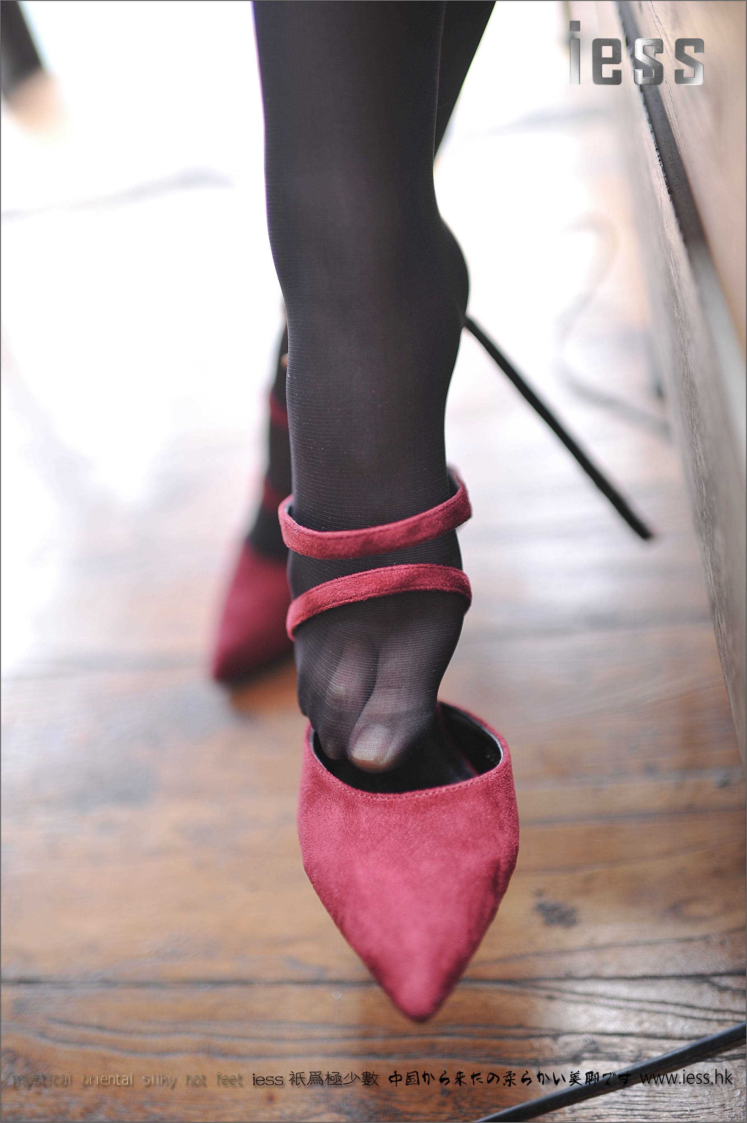 China Beauty Legs and feet 150