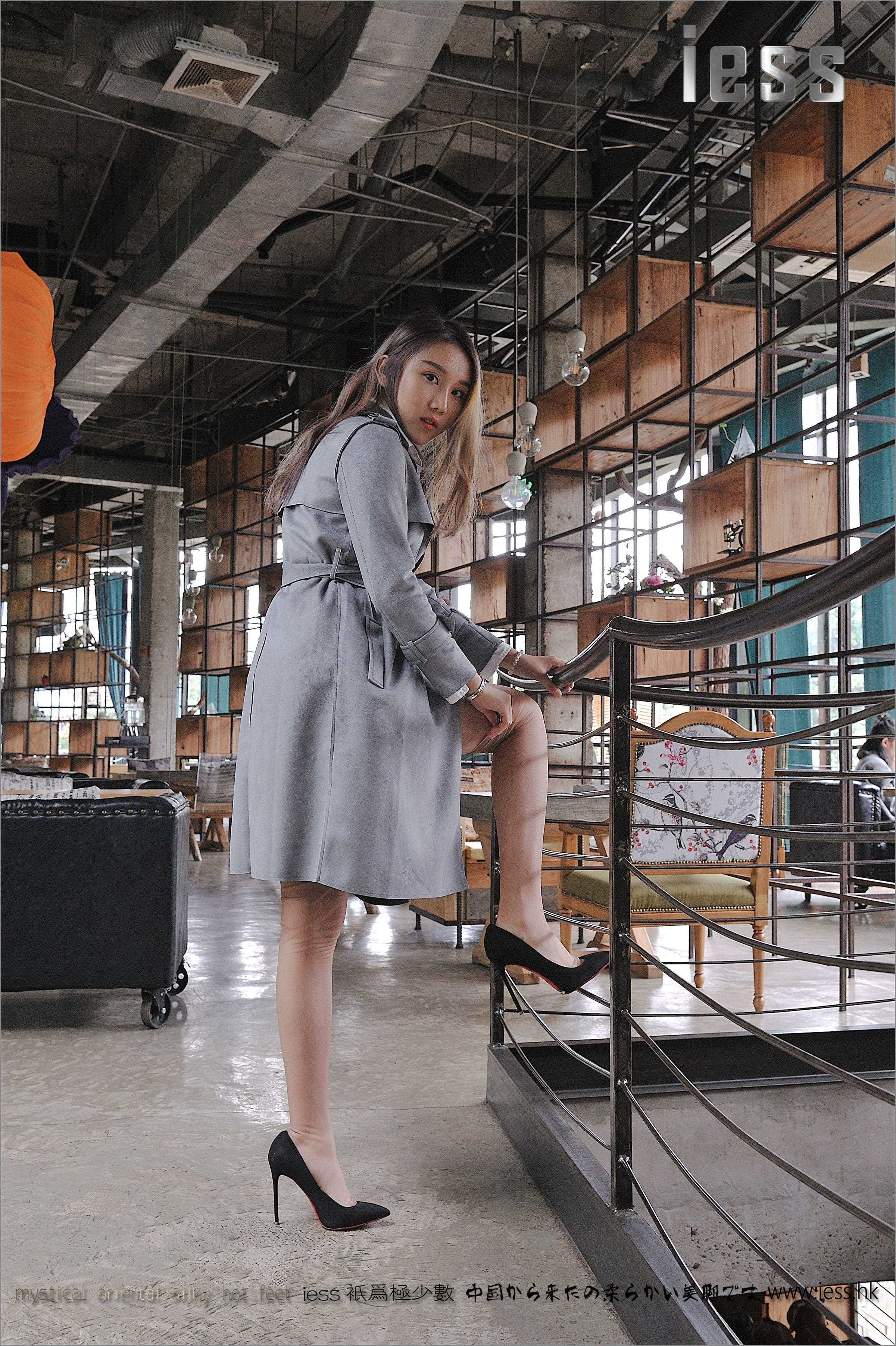 China Beauty Legs and feet 151