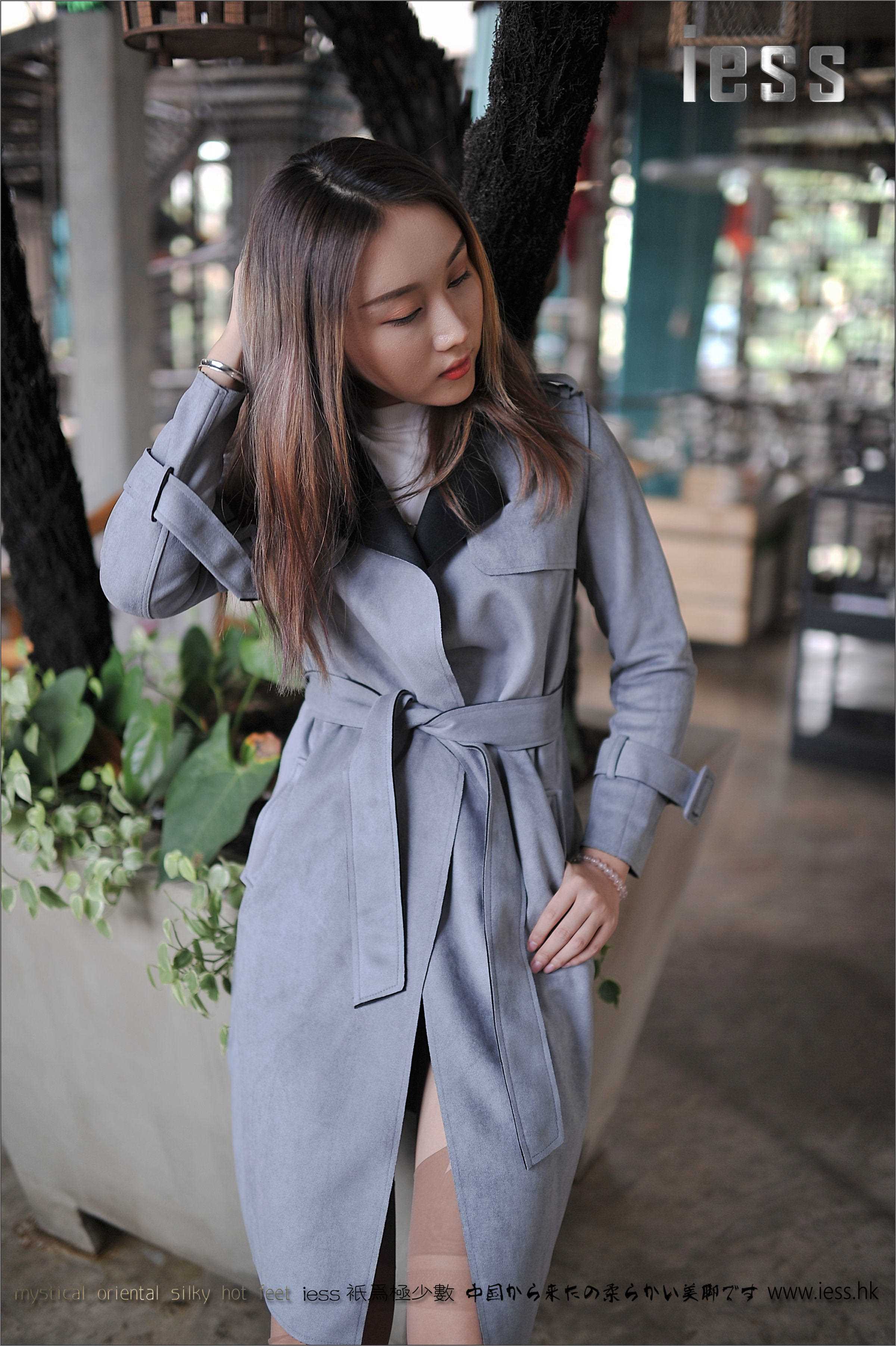 China Beauty Legs and feet 152