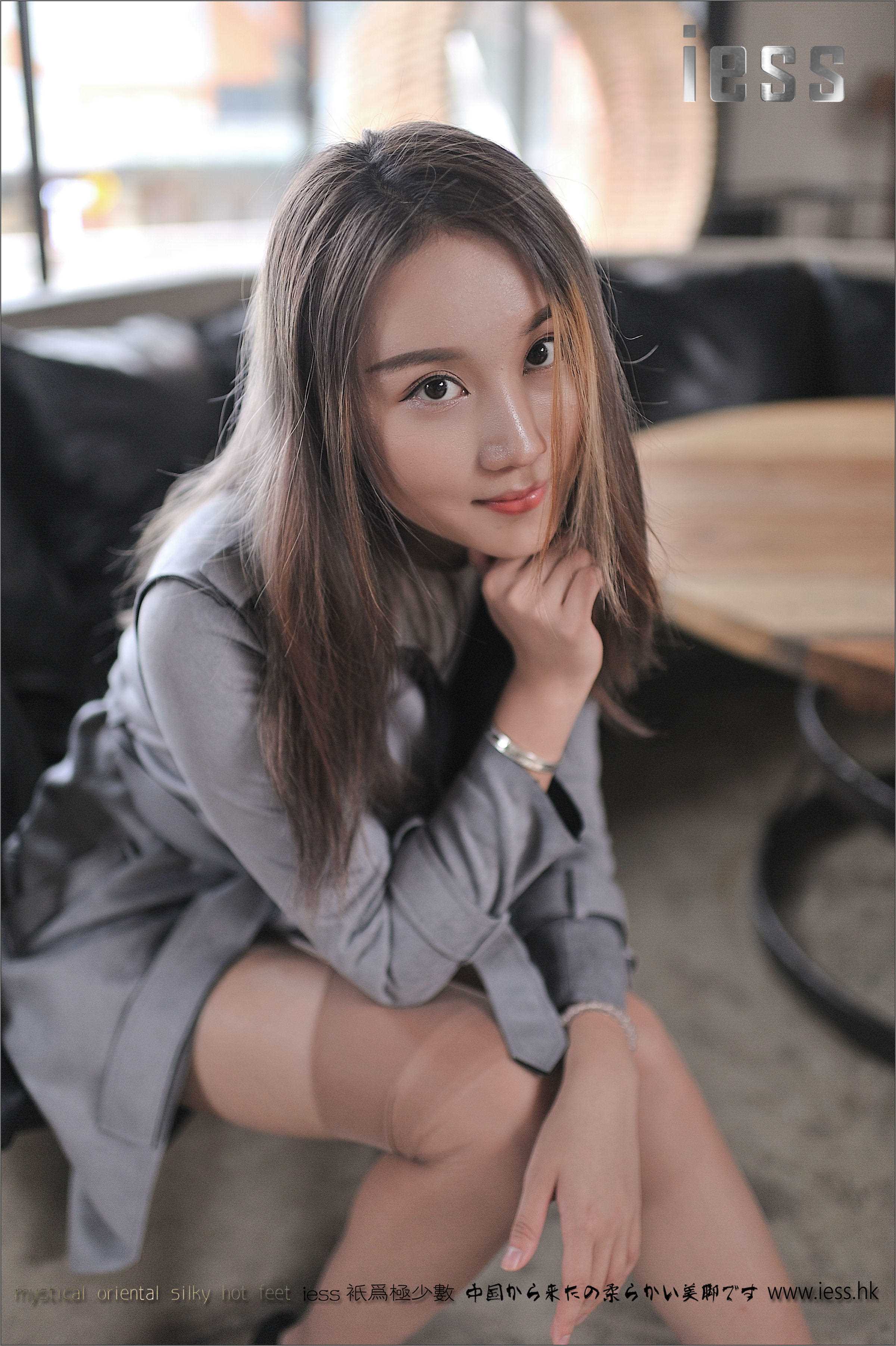 China Beauty Legs and feet 152