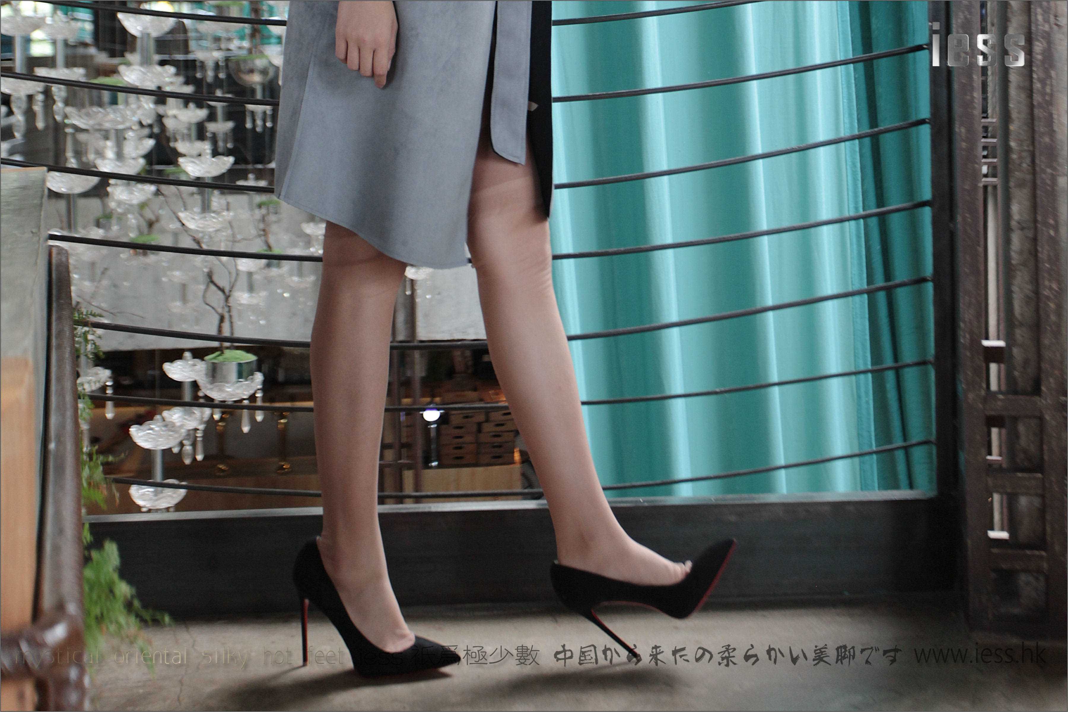 China Beauty Legs and feet 152