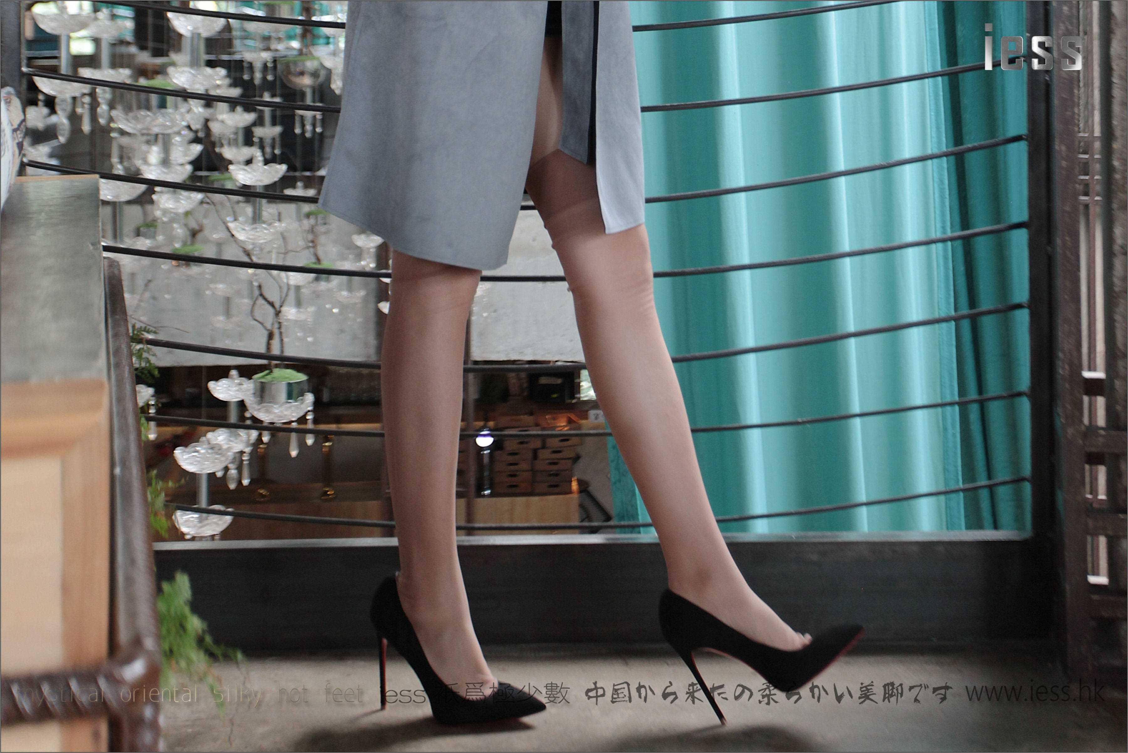 China Beauty Legs and feet 152